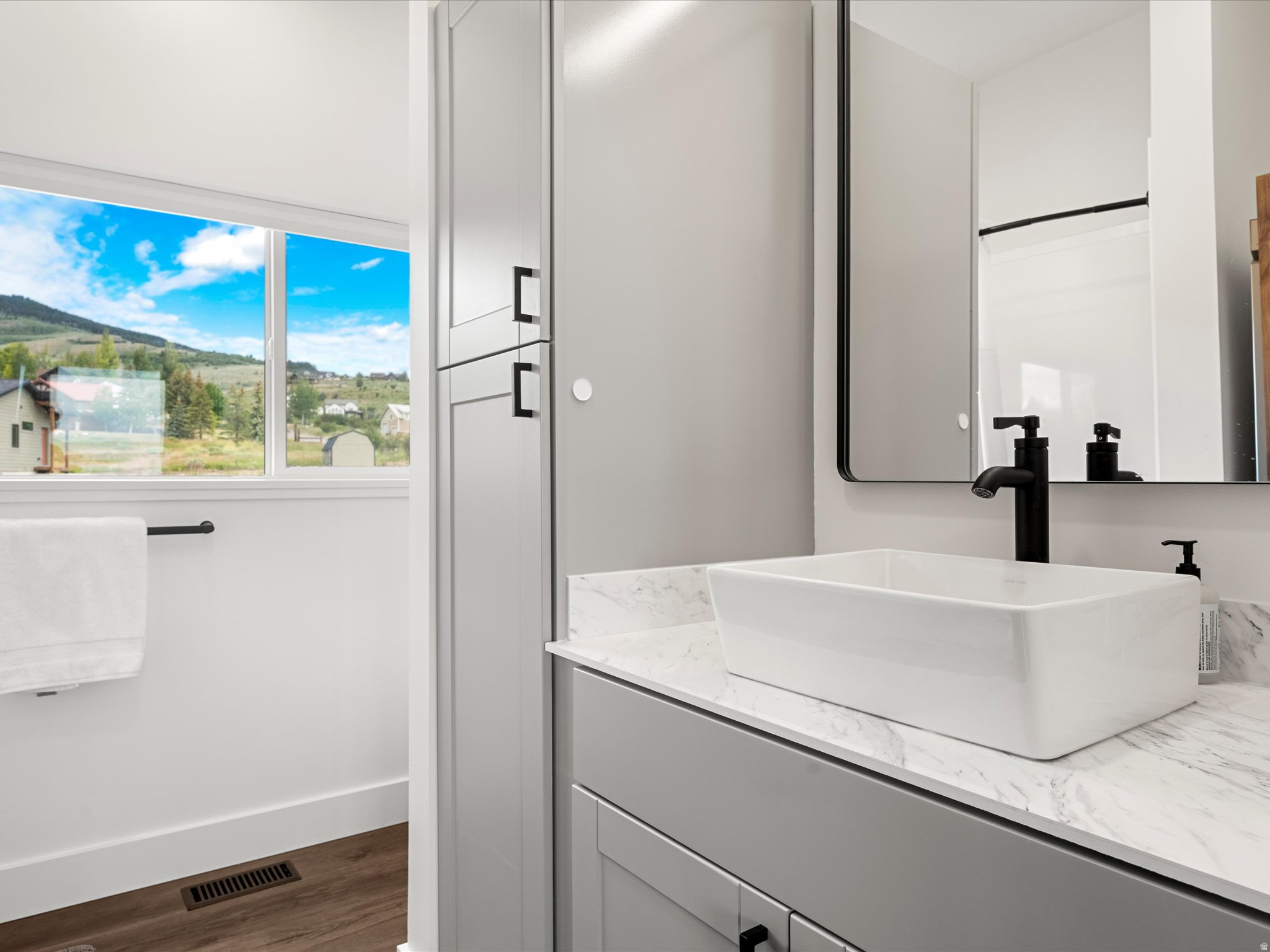 ASPEN CREEK MEADOWS - Residential