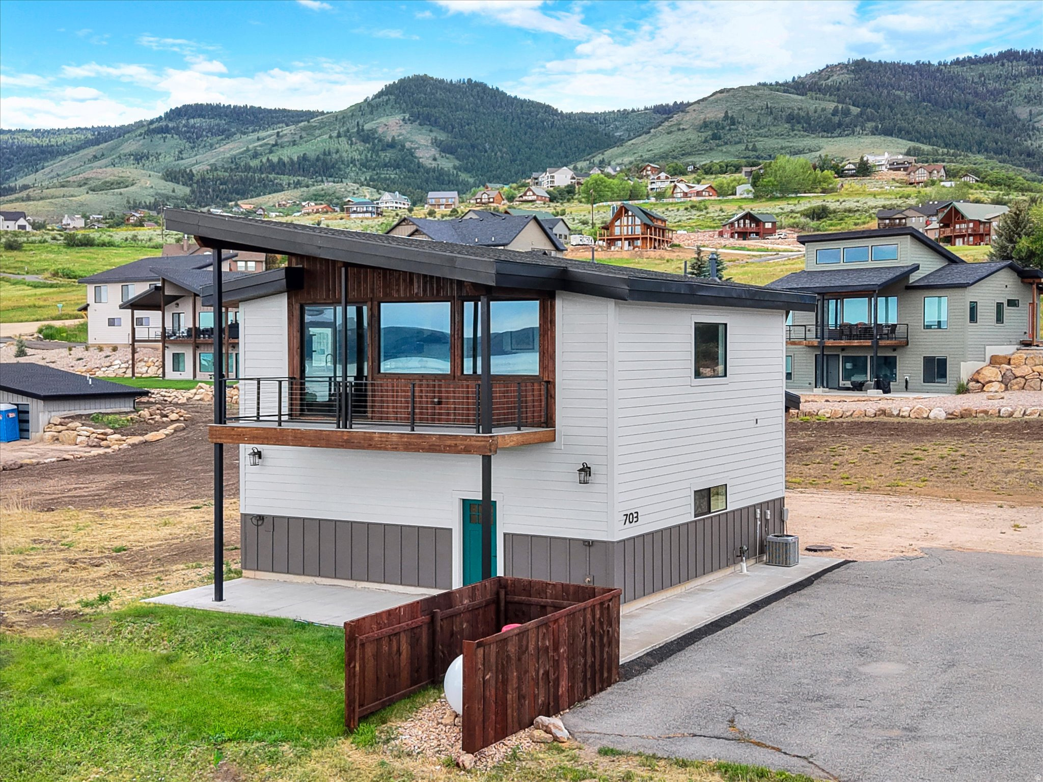 ASPEN CREEK MEADOWS - Residential