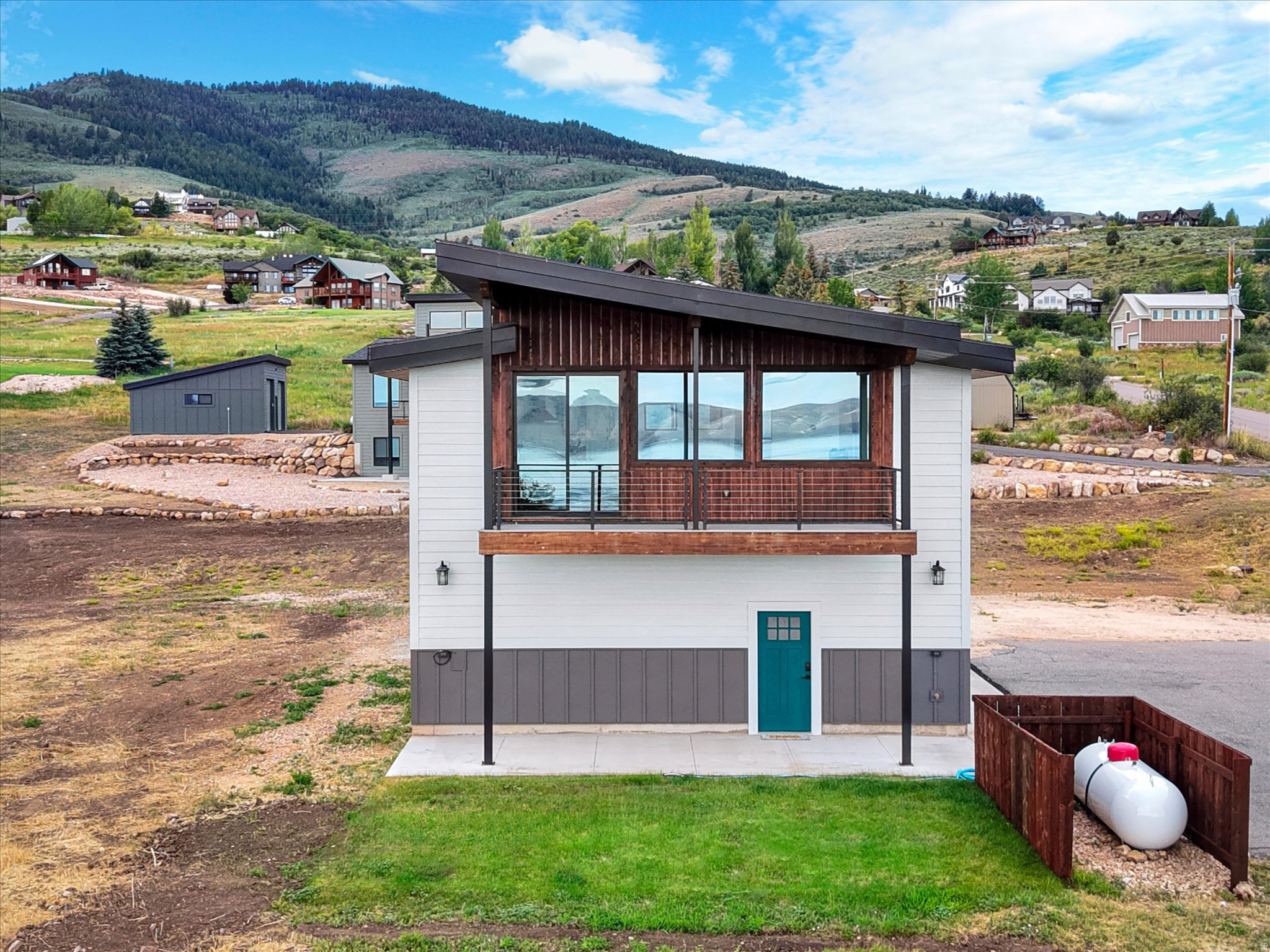 ASPEN CREEK MEADOWS - Residential