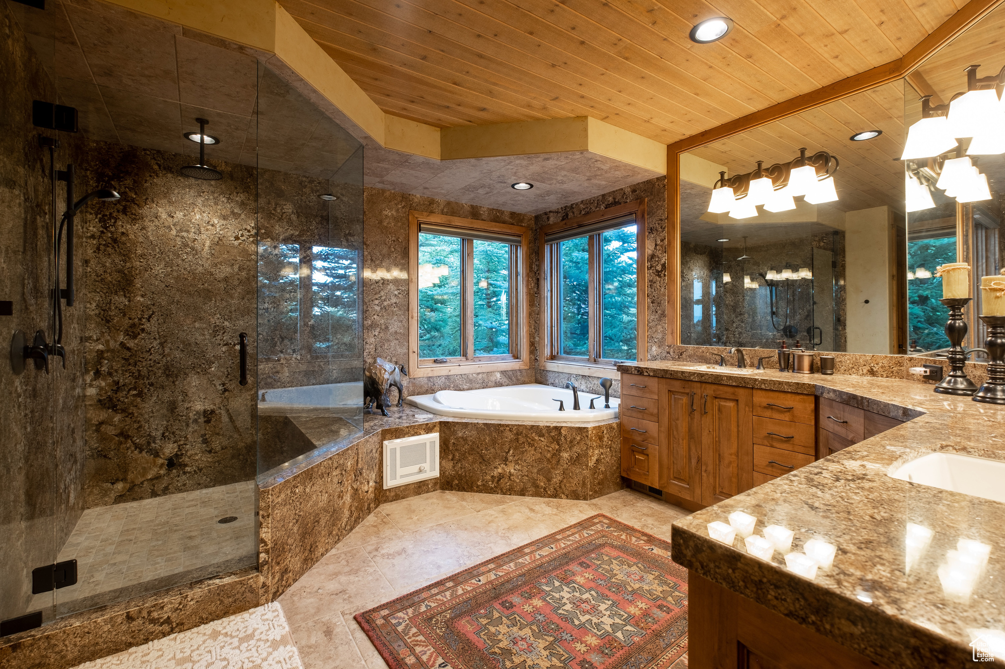 WOLF CREEK - Residential