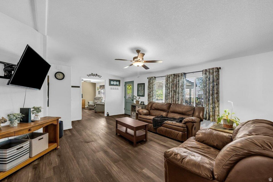 TOQUERVILLE EST AMD BLK C - Residential