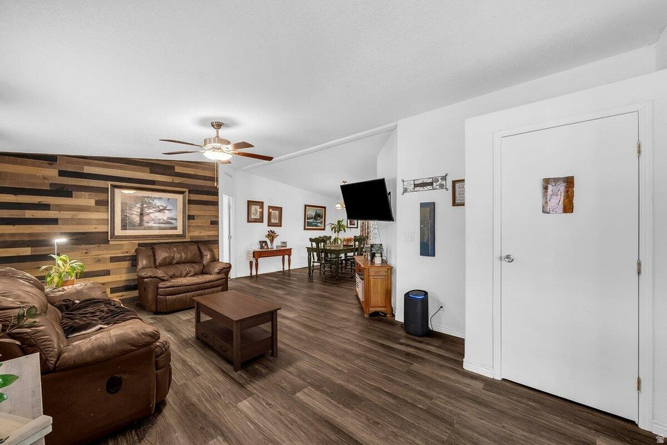 TOQUERVILLE EST AMD BLK C - Residential
