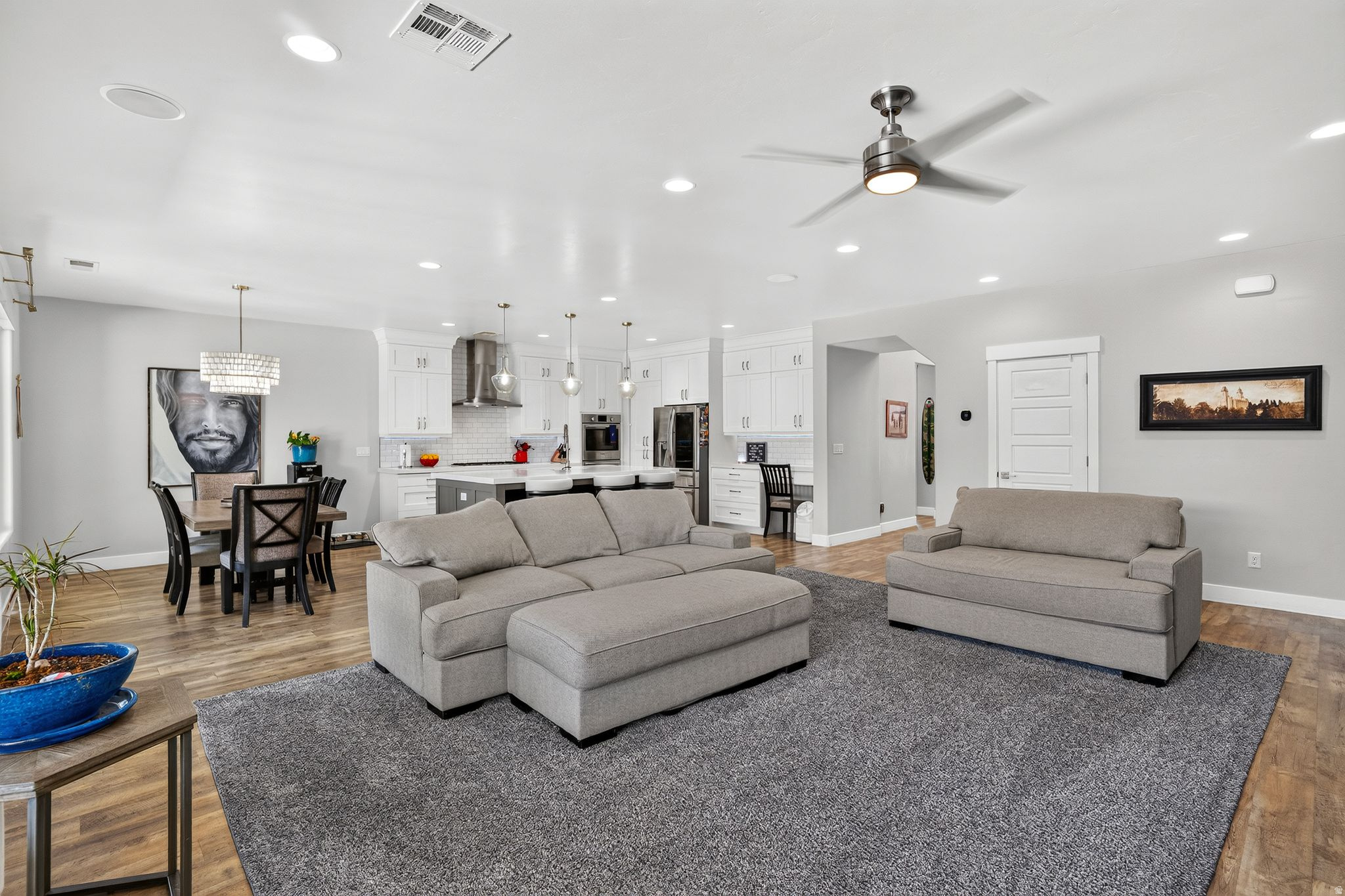 ASPEN ESTATES PH 6 - Residential