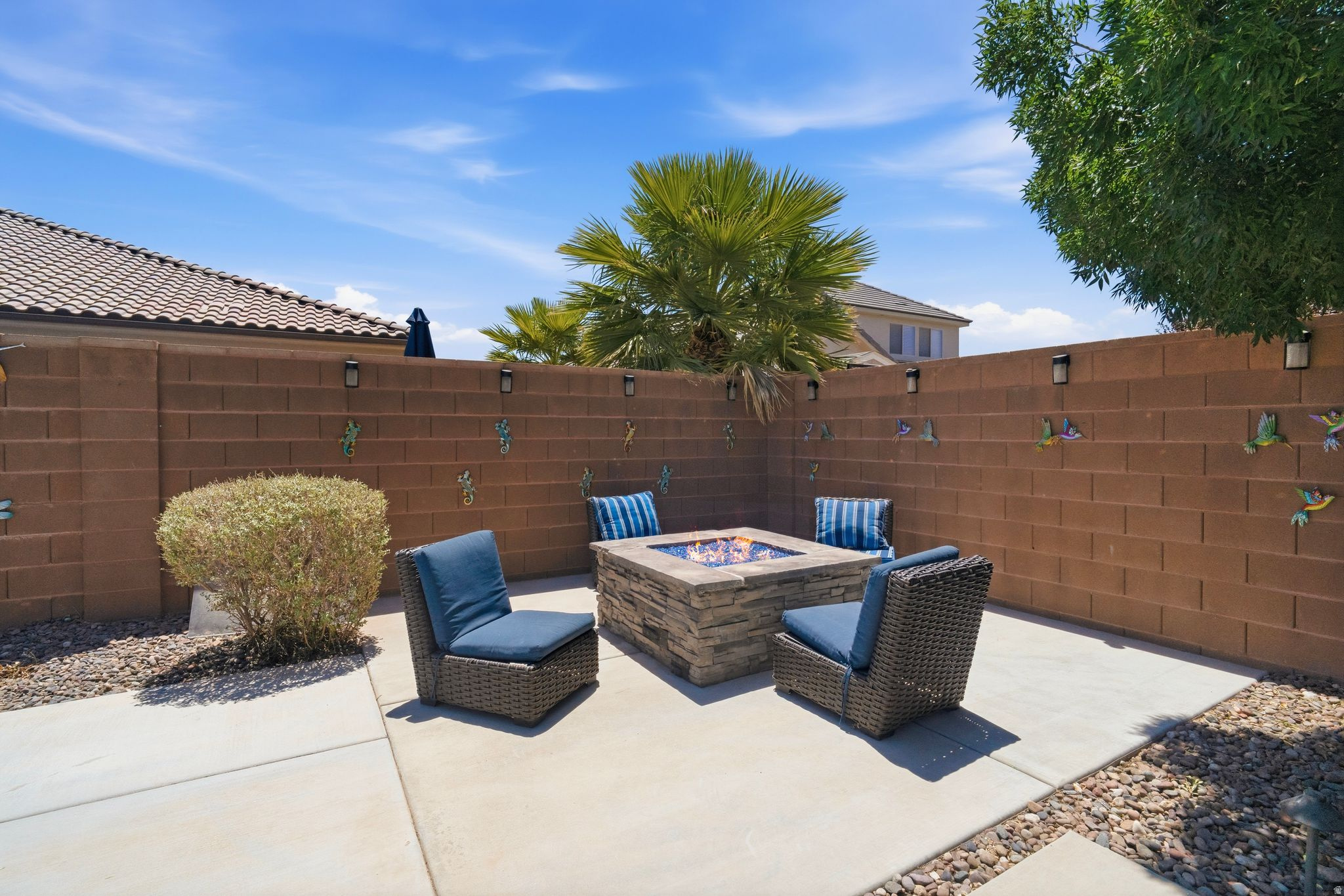 ASPEN ESTATES PH 6 - Residential