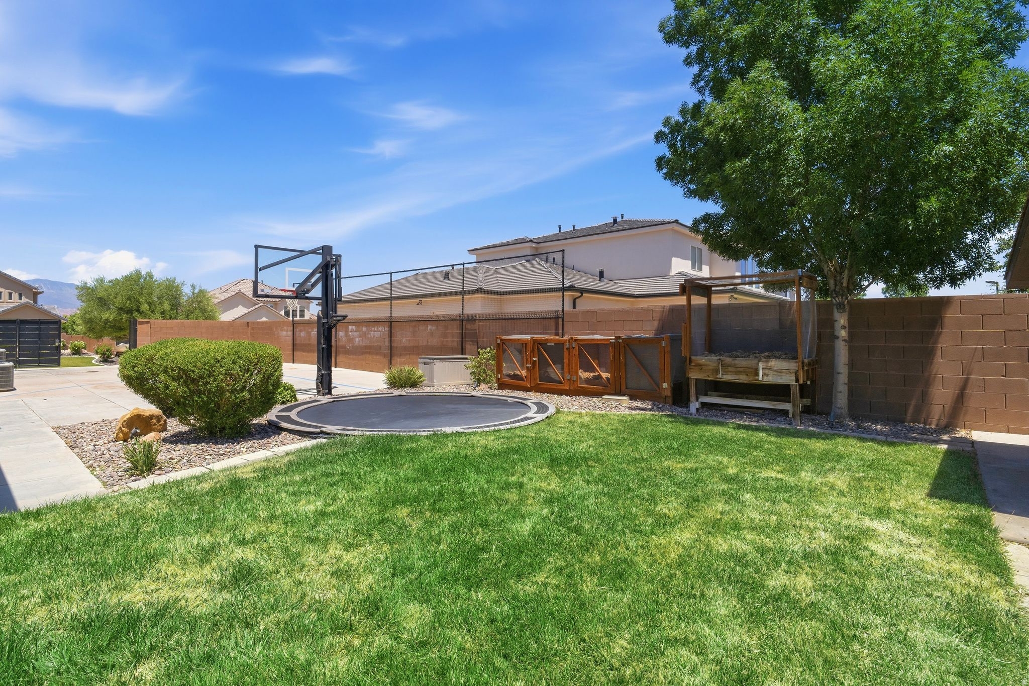 ASPEN ESTATES PH 6 - Residential