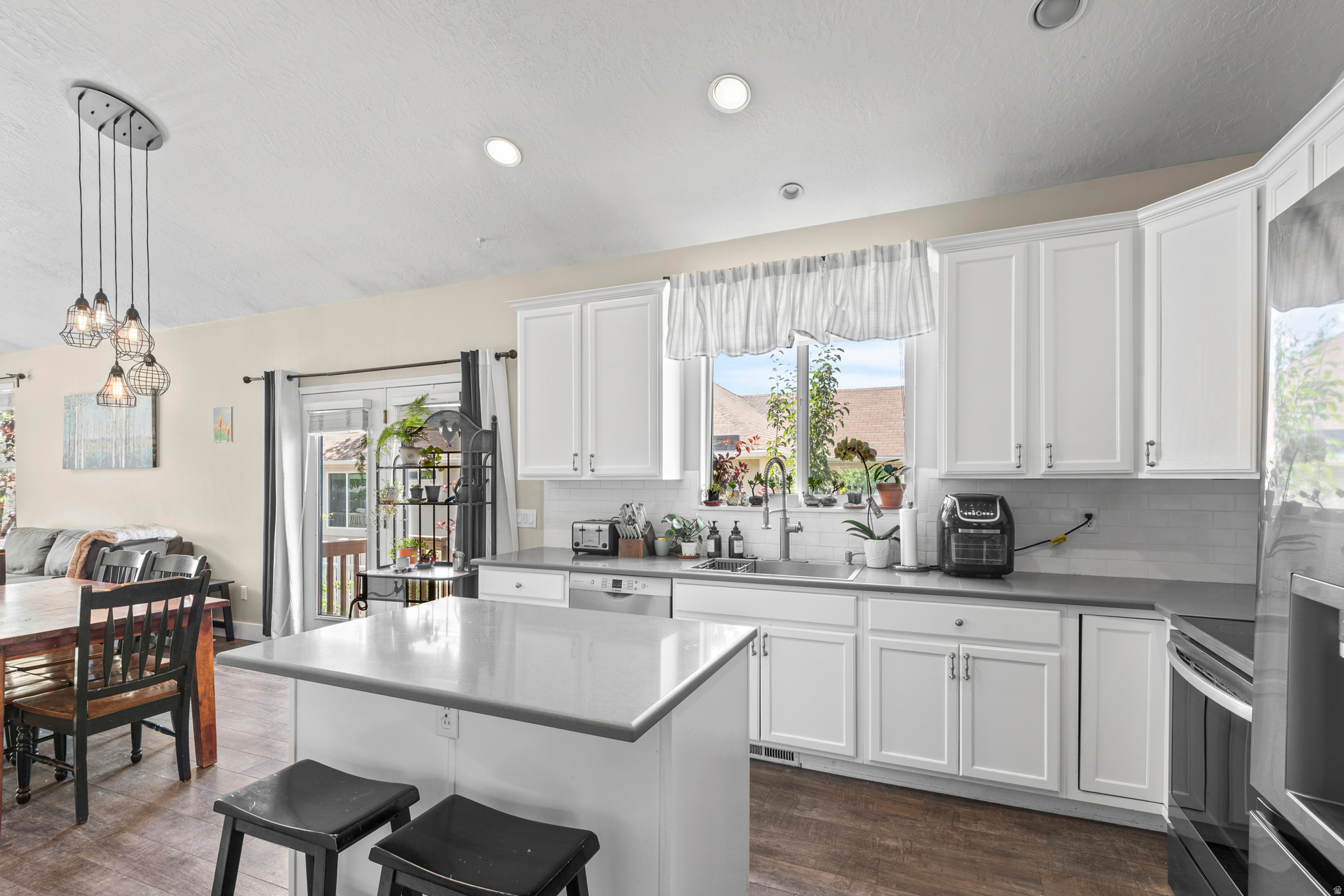 SOUTH MOUNTAIN PH1 - Residential