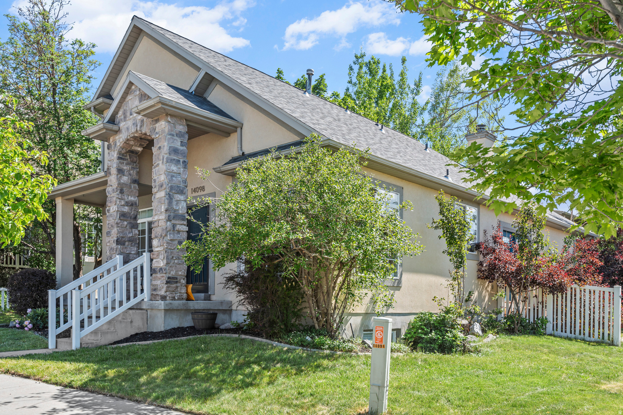 SOUTH MOUNTAIN PH1 - Residential