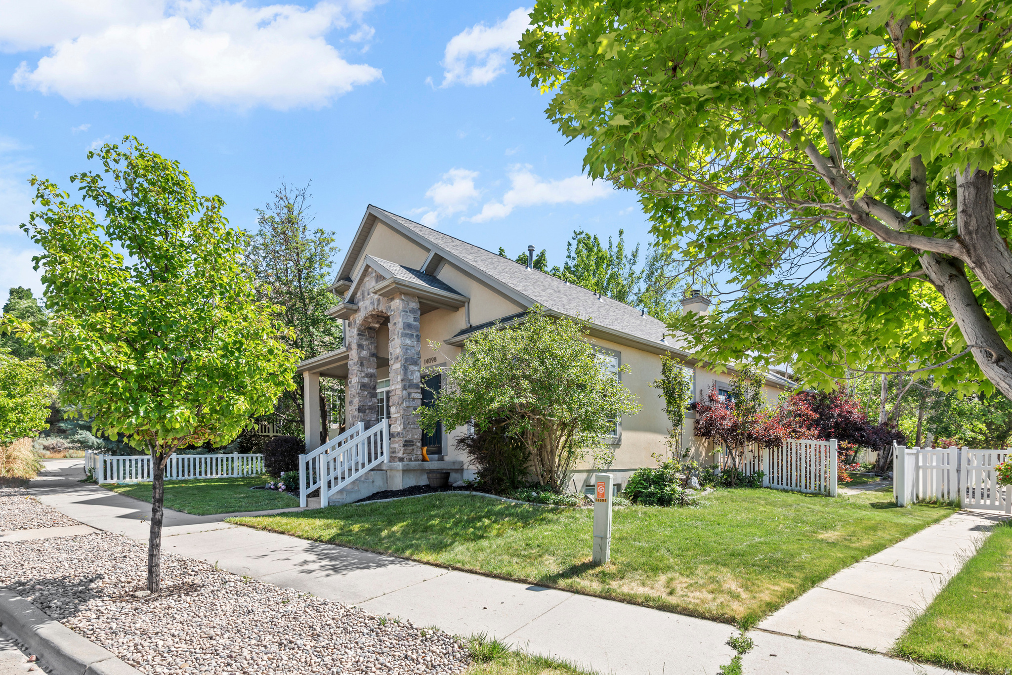 SOUTH MOUNTAIN PH1 - Residential