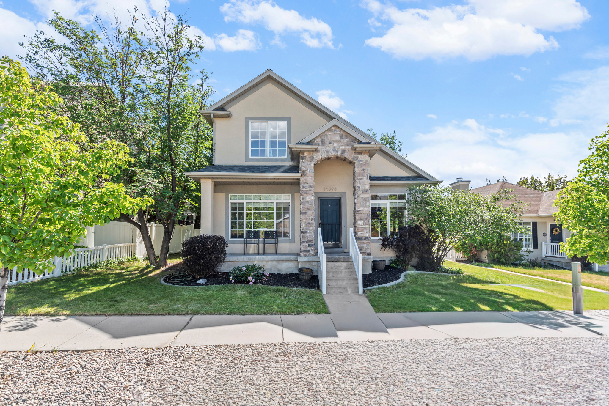 SOUTH MOUNTAIN PH1 - Residential