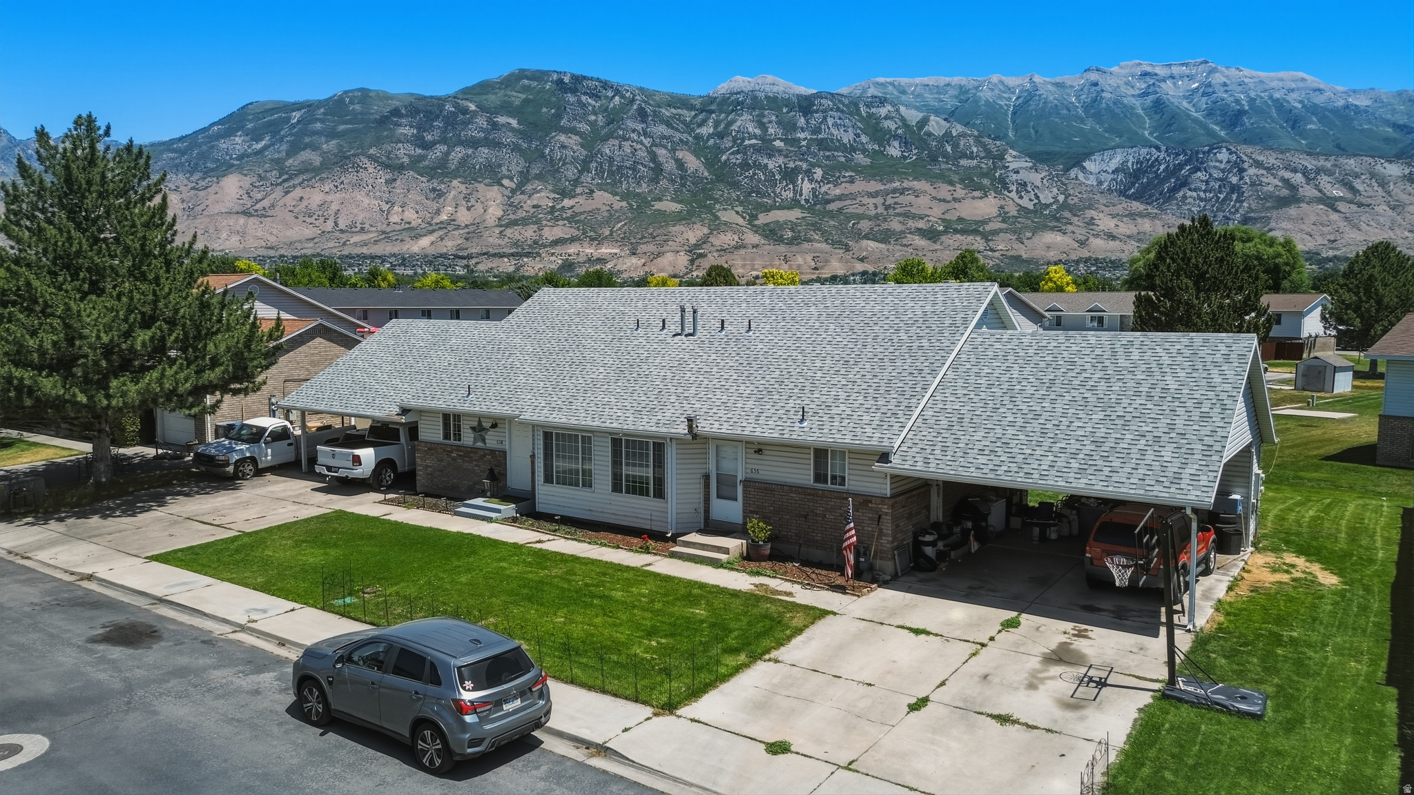 GARDEN VILLAGE - Residential