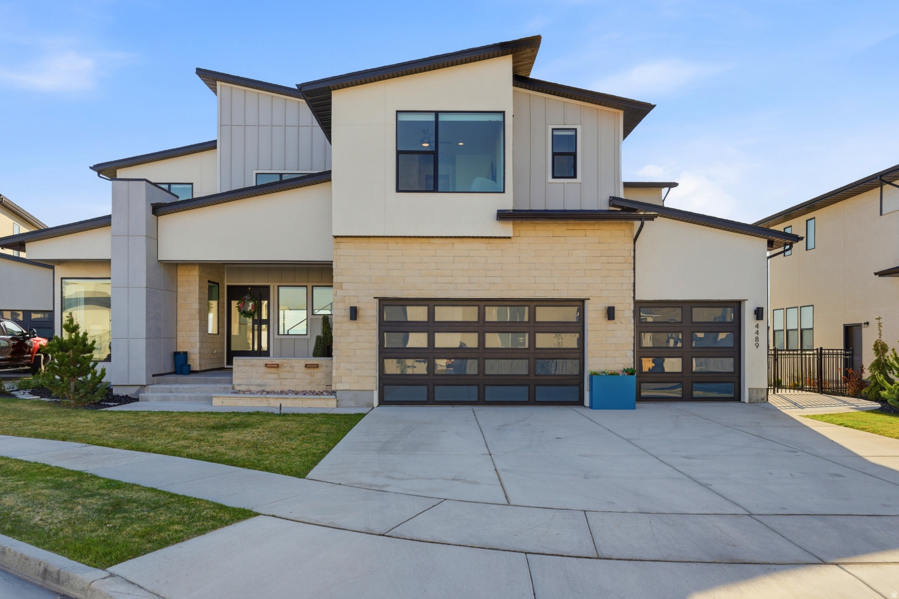 LAKEVIEW ESTATES - Residential