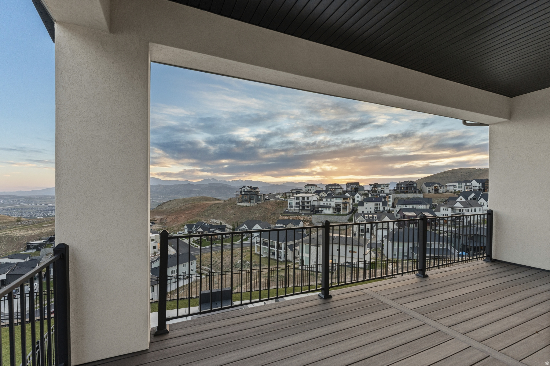 LAKEVIEW ESTATES - Residential