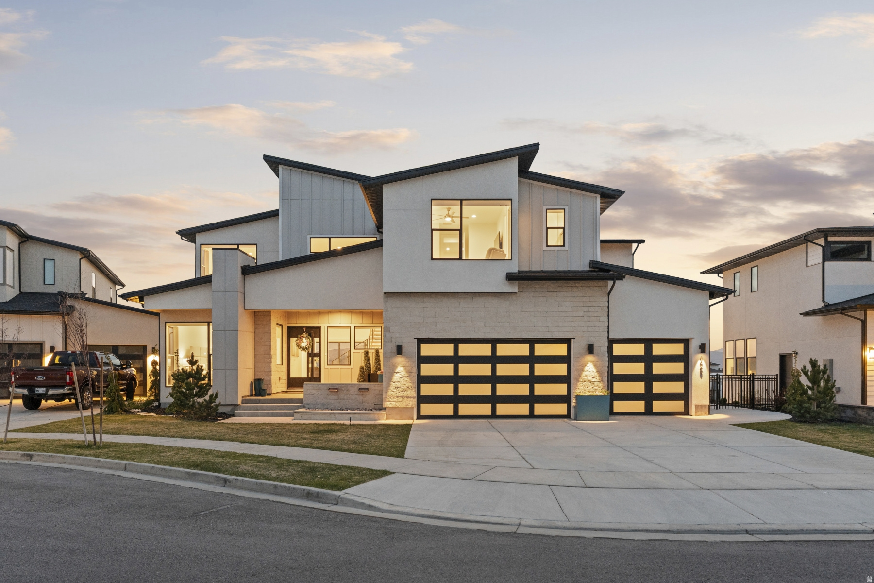 LAKEVIEW ESTATES - Residential
