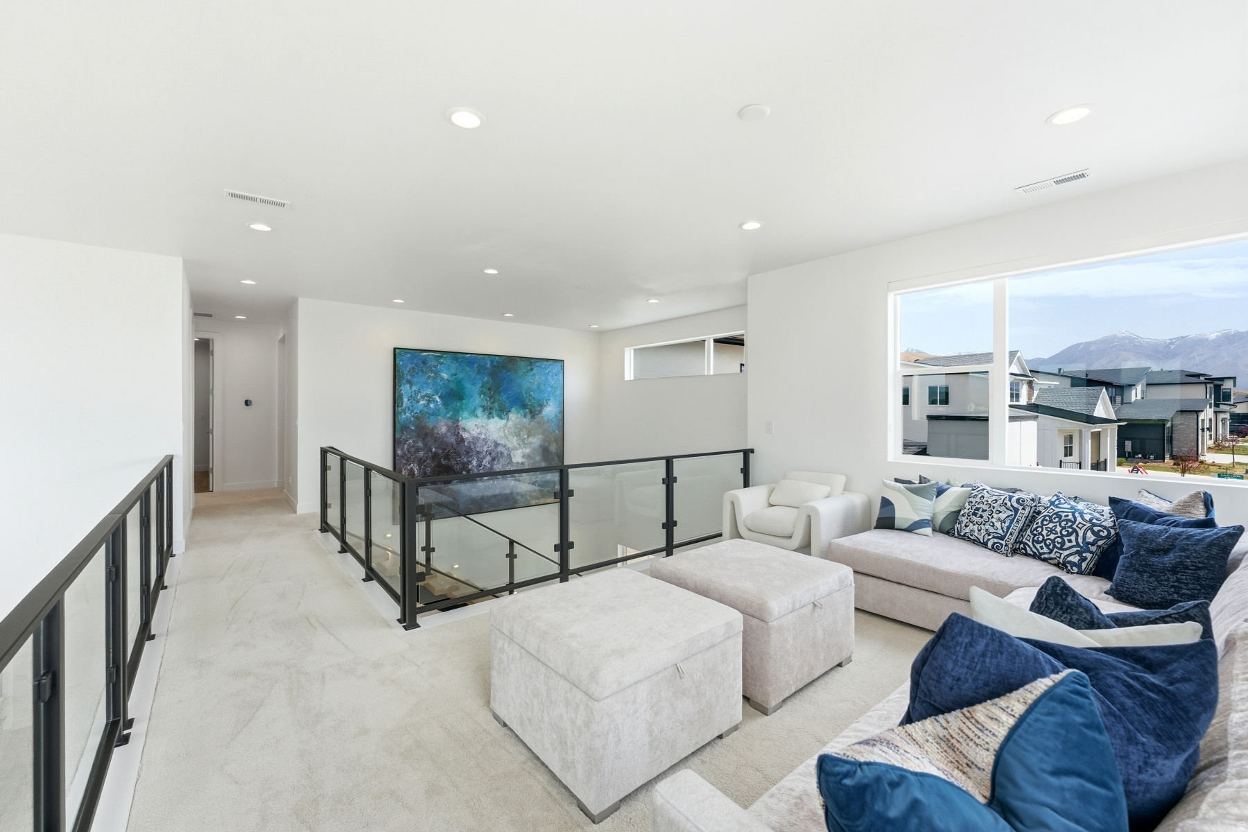 LAKEVIEW ESTATES - Residential