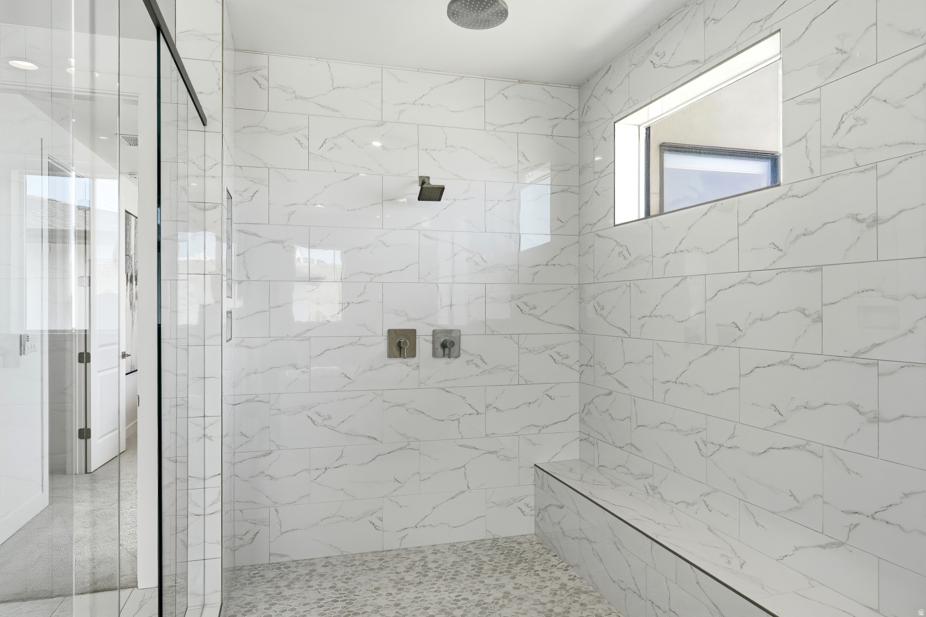 LAKEVIEW ESTATES - Residential