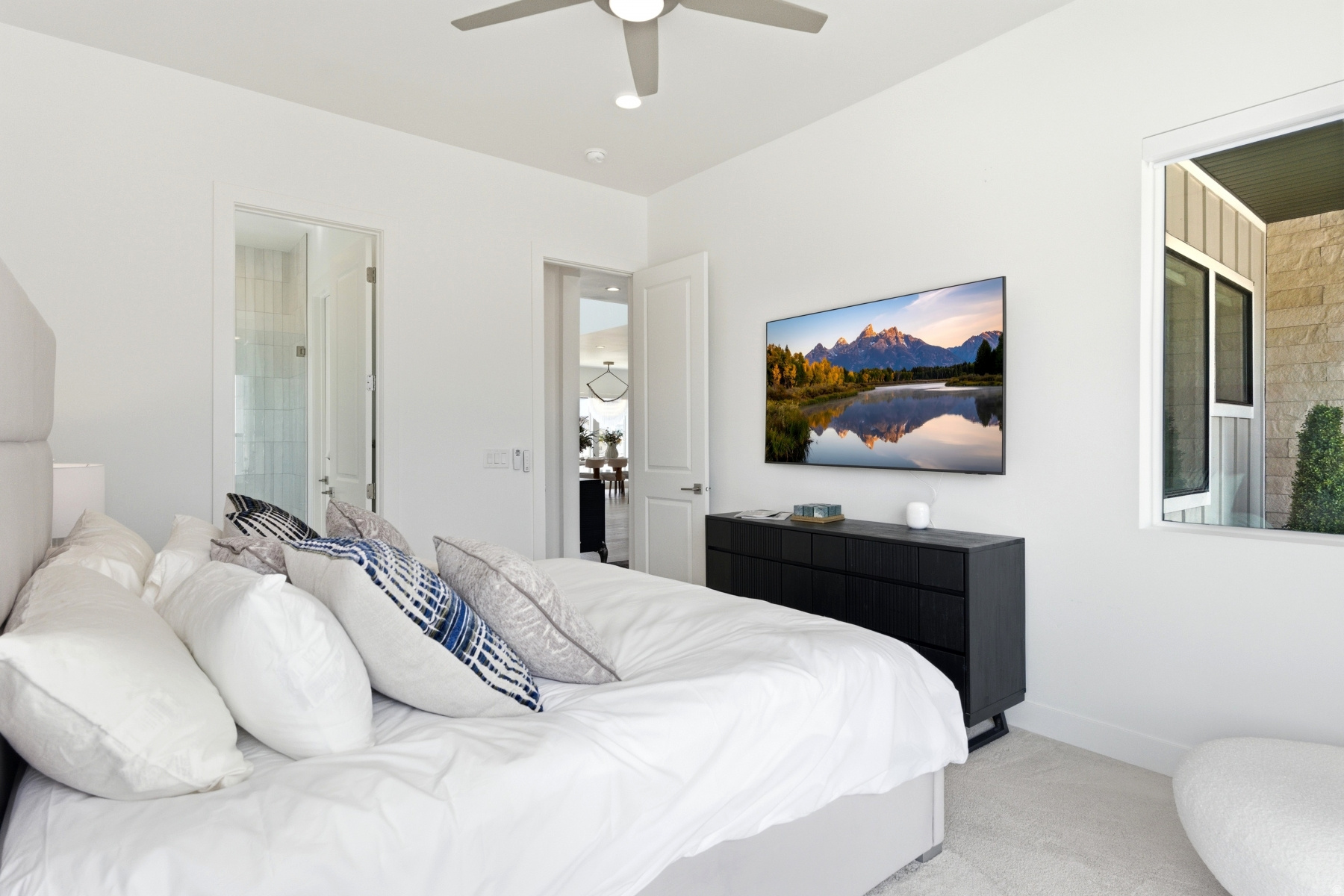 LAKEVIEW ESTATES - Residential