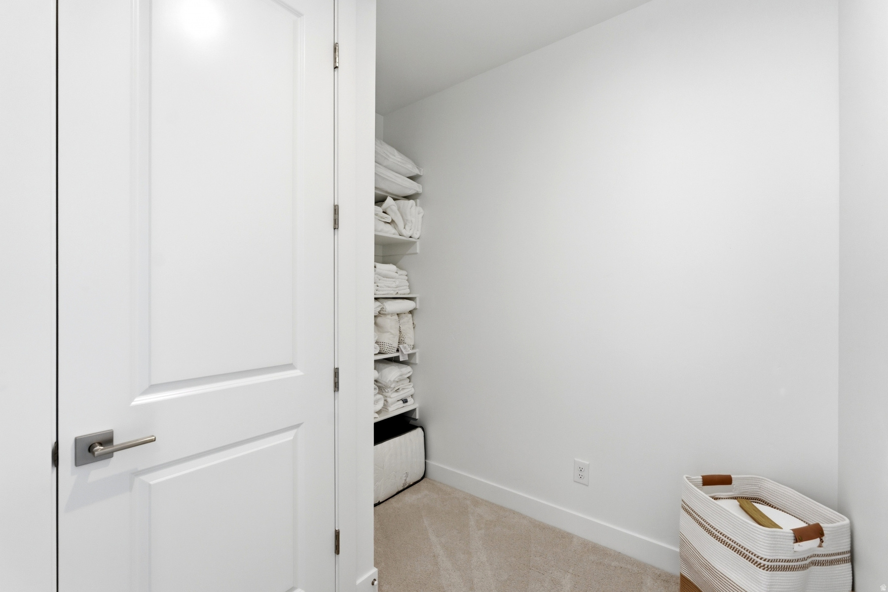 LAKEVIEW ESTATES - Residential
