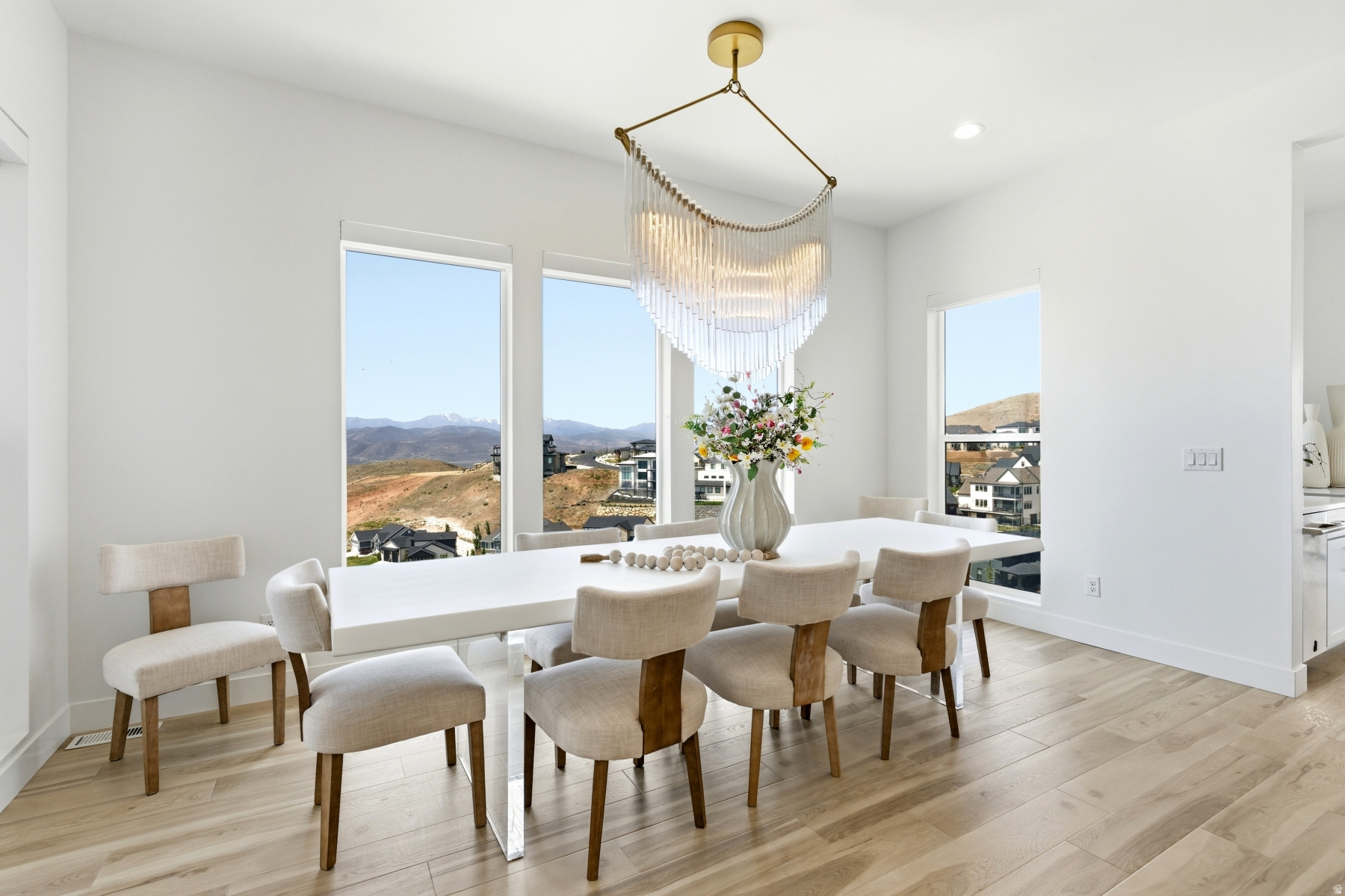 LAKEVIEW ESTATES - Residential