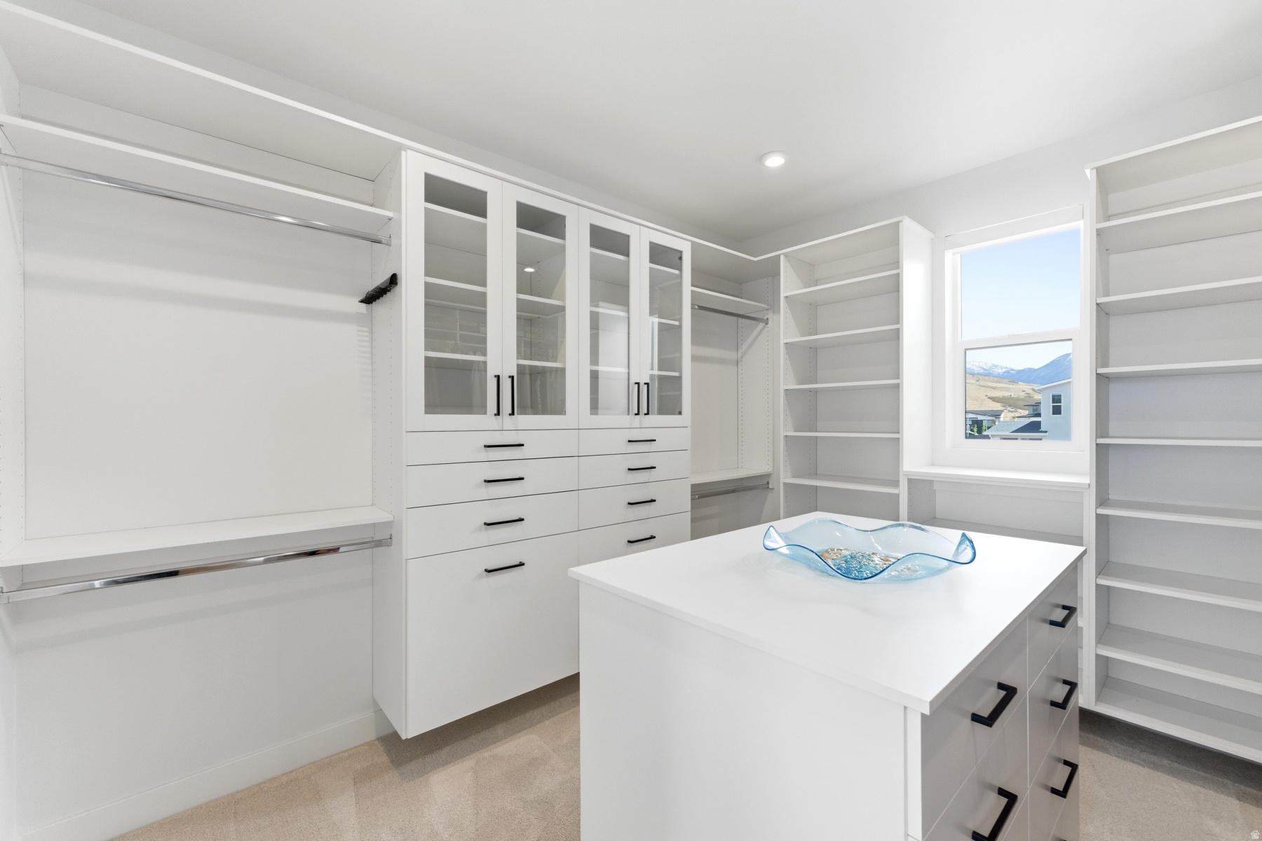 LAKEVIEW ESTATES - Residential