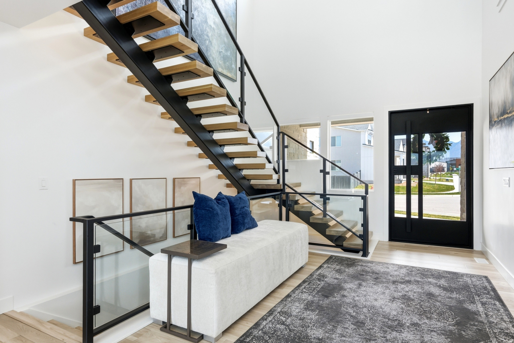 LAKEVIEW ESTATES - Residential
