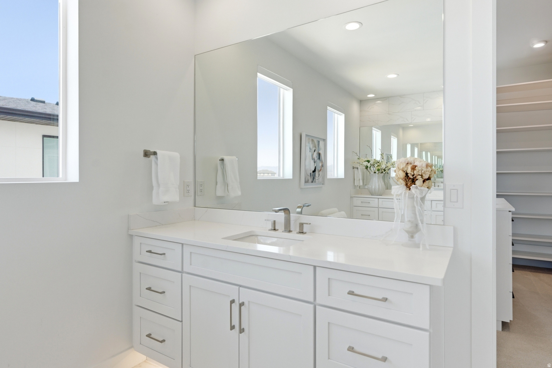 LAKEVIEW ESTATES - Residential