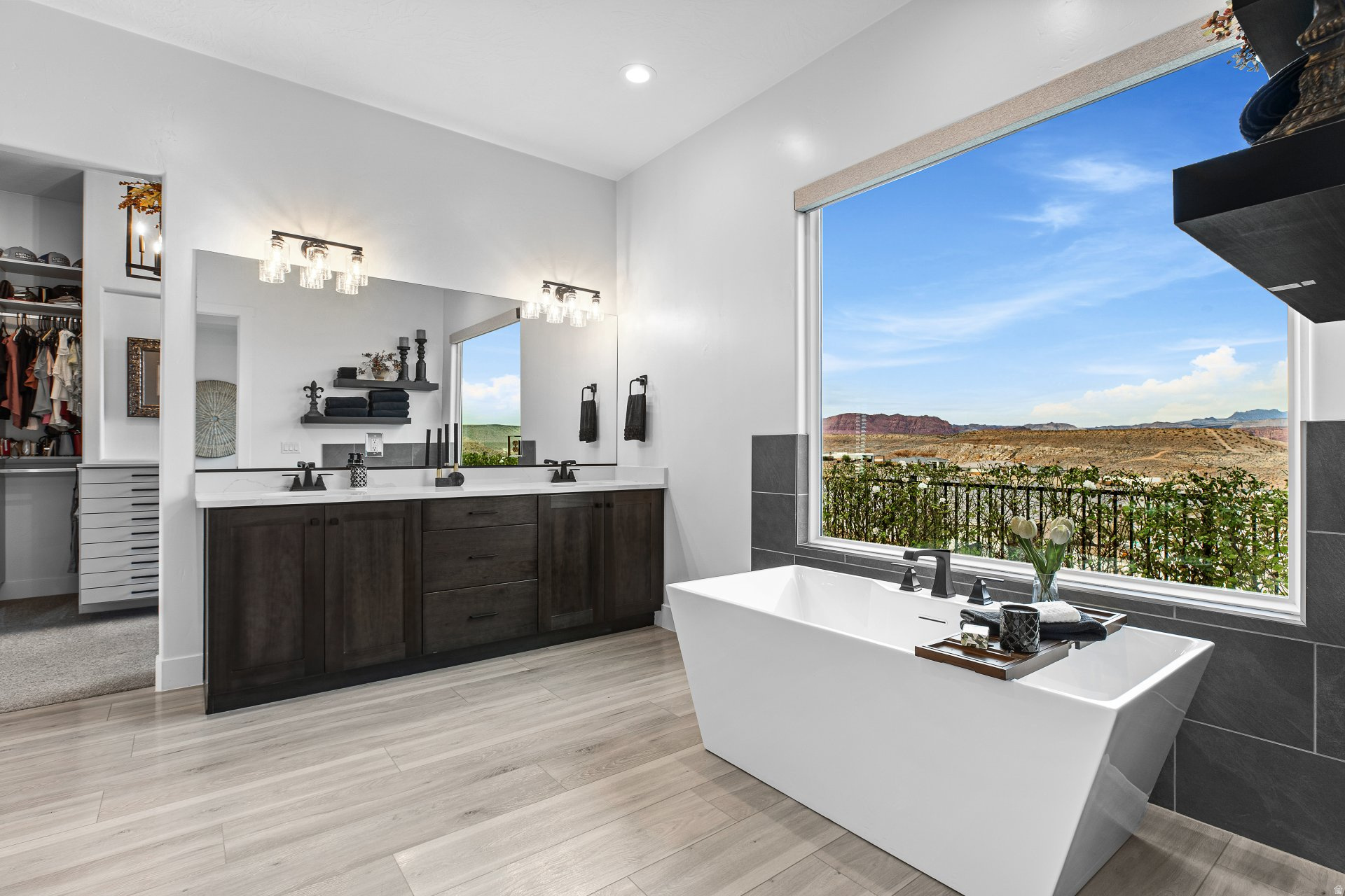 CASCATA AT DIVARIO PH 1 - Residential