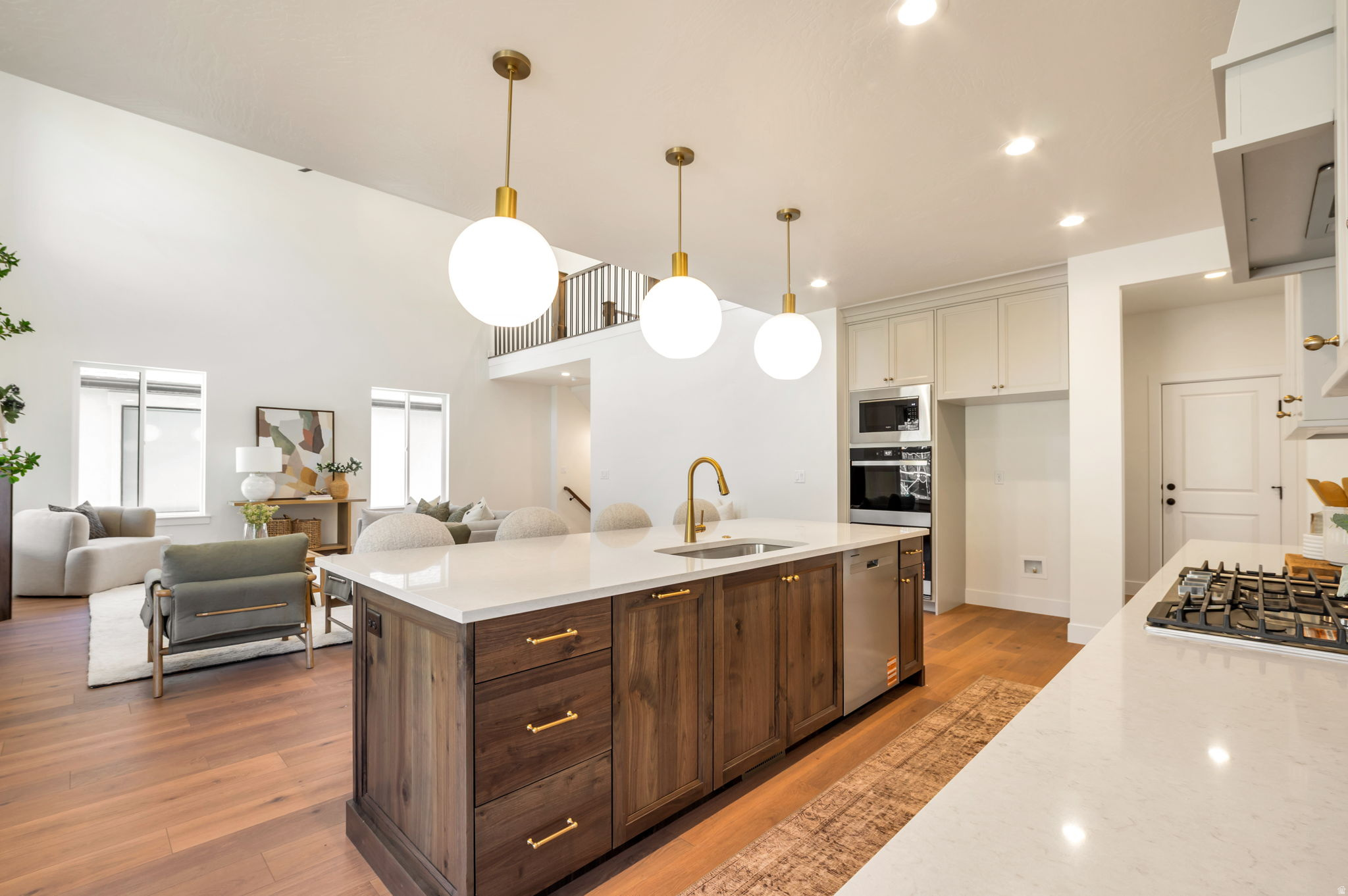 SUMMERHILL LANE - Residential