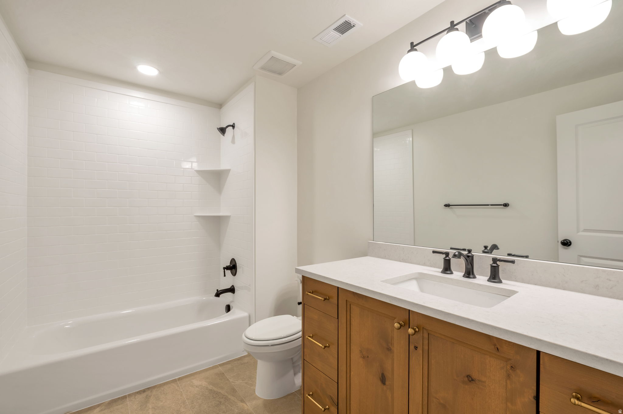 SUMMERHILL LANE - Residential