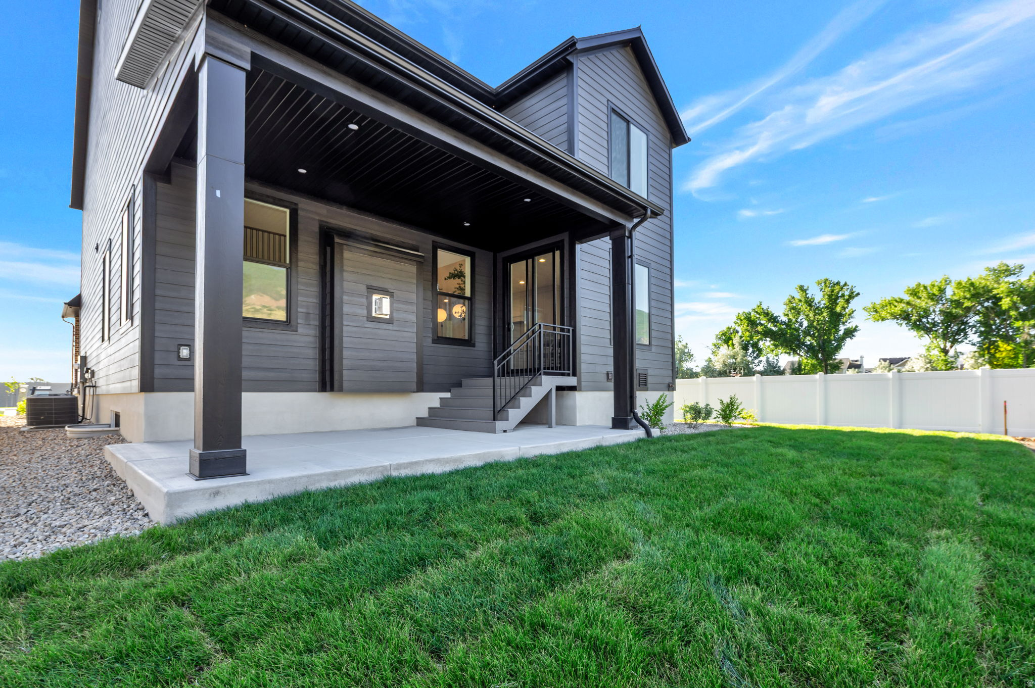 SUMMERHILL LANE - Residential