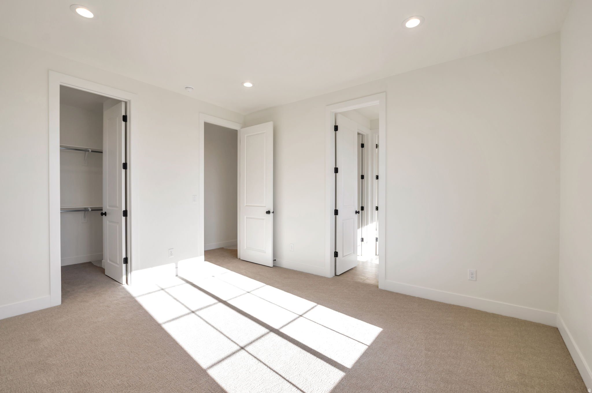 SUMMERHILL LANE - Residential