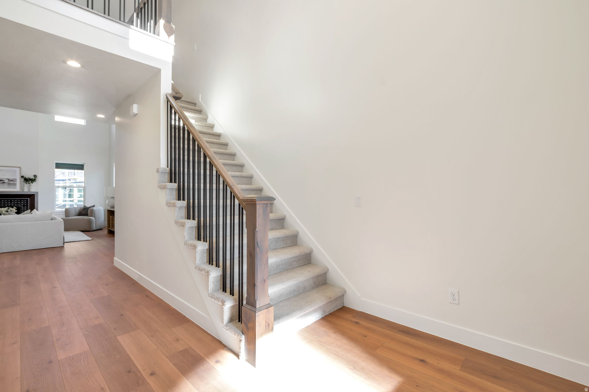 SUMMERHILL LANE - Residential