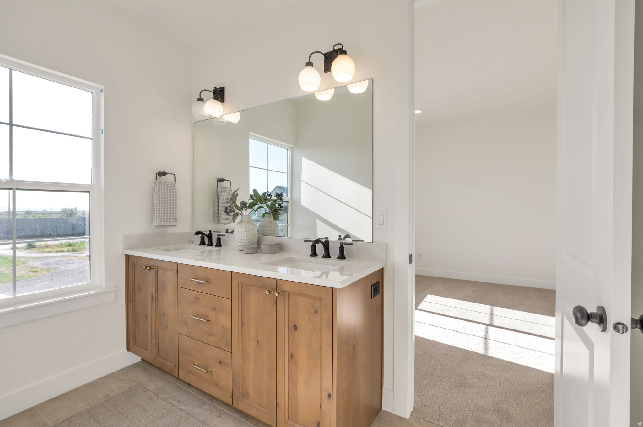 SUMMERHILL LANE - Residential