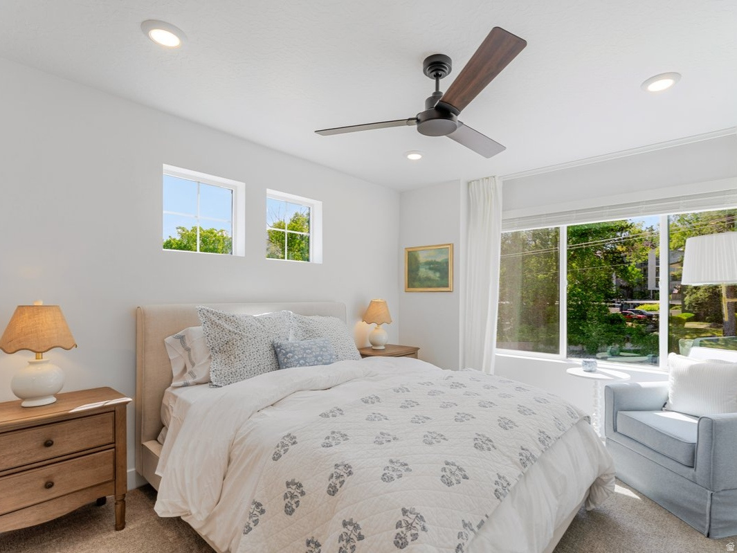 COTTONWOOD CREEK - Residential