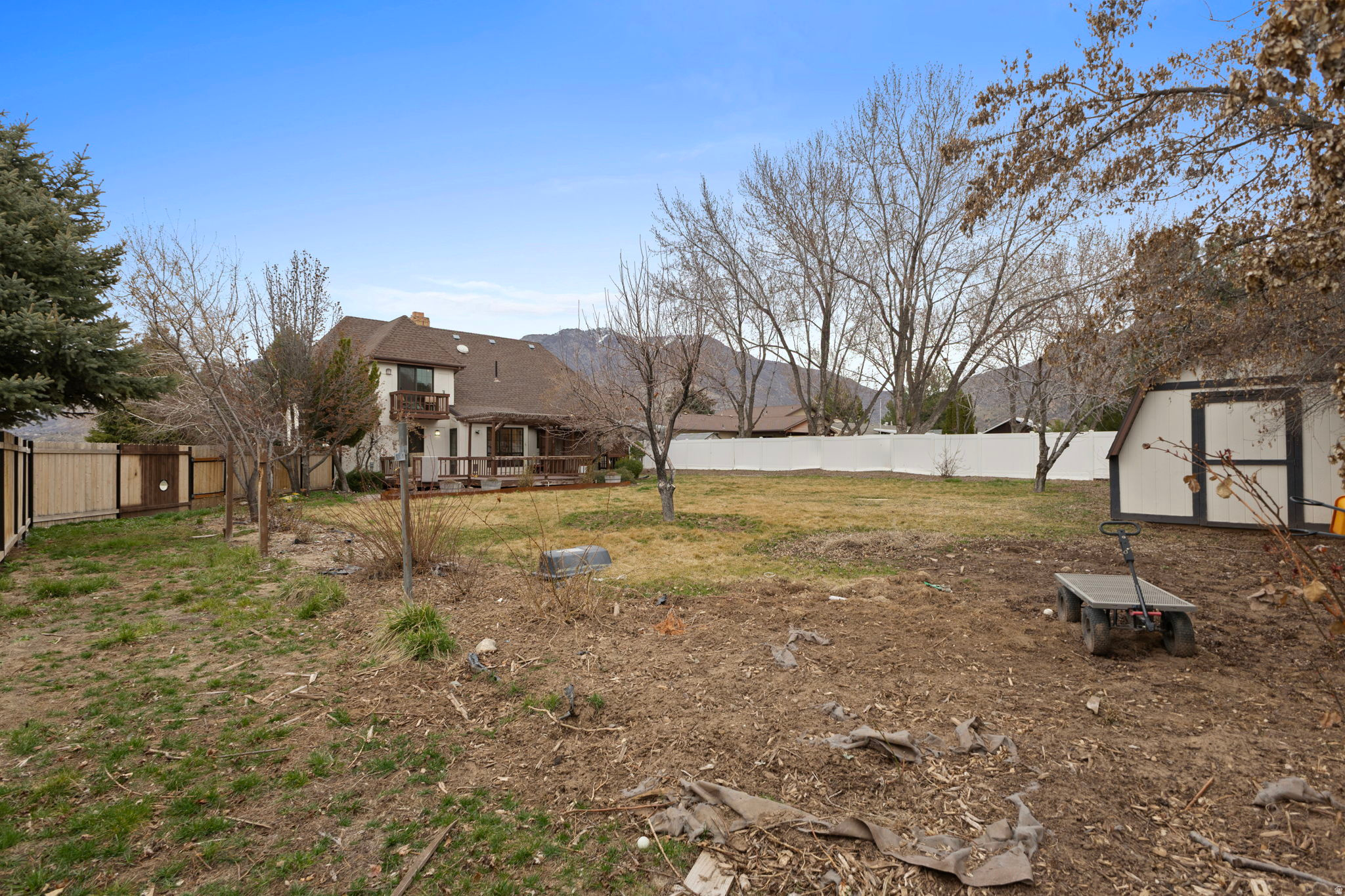 KOZIAR HILLS - Residential