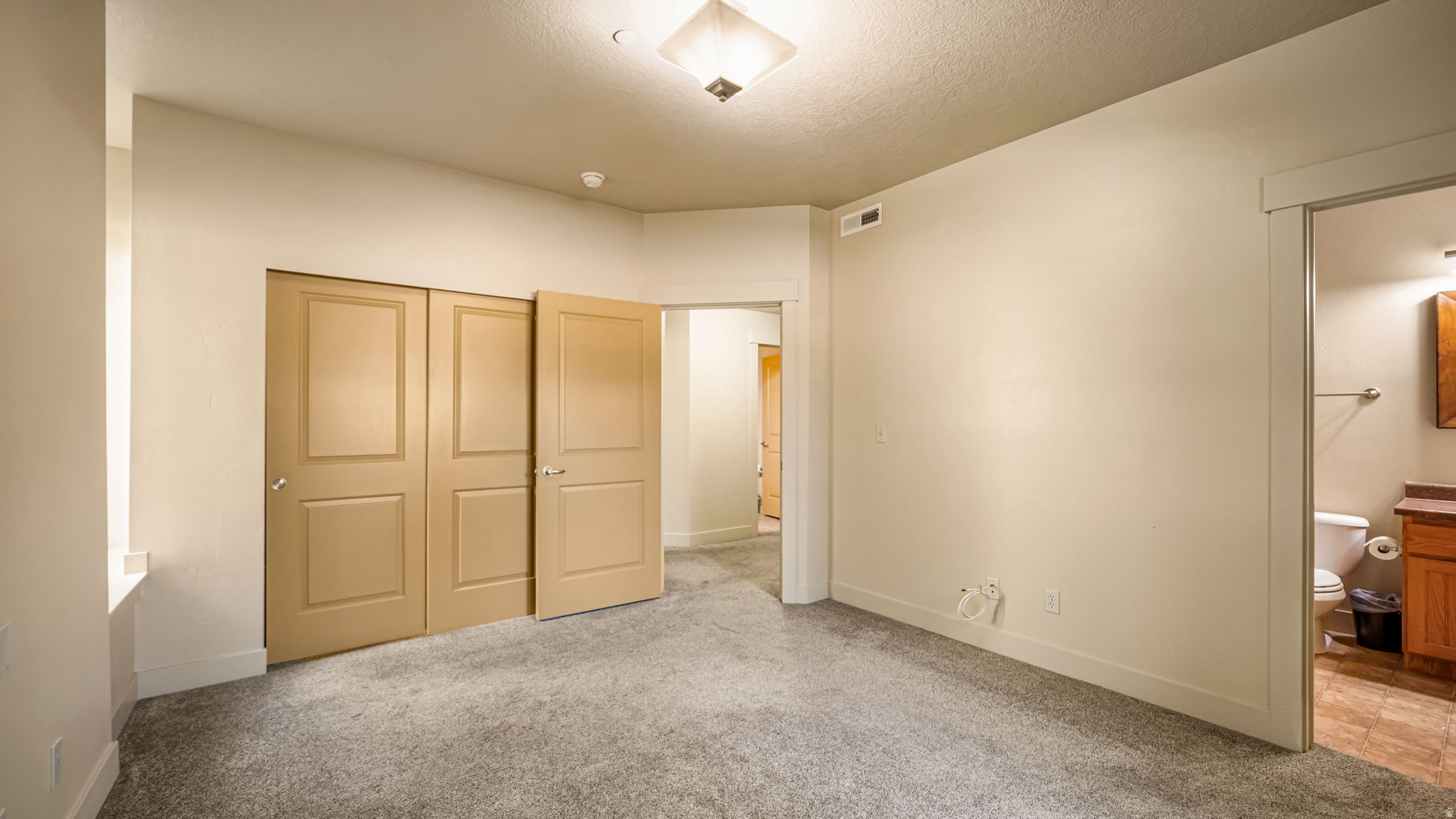 RANCH LANDING - Residential