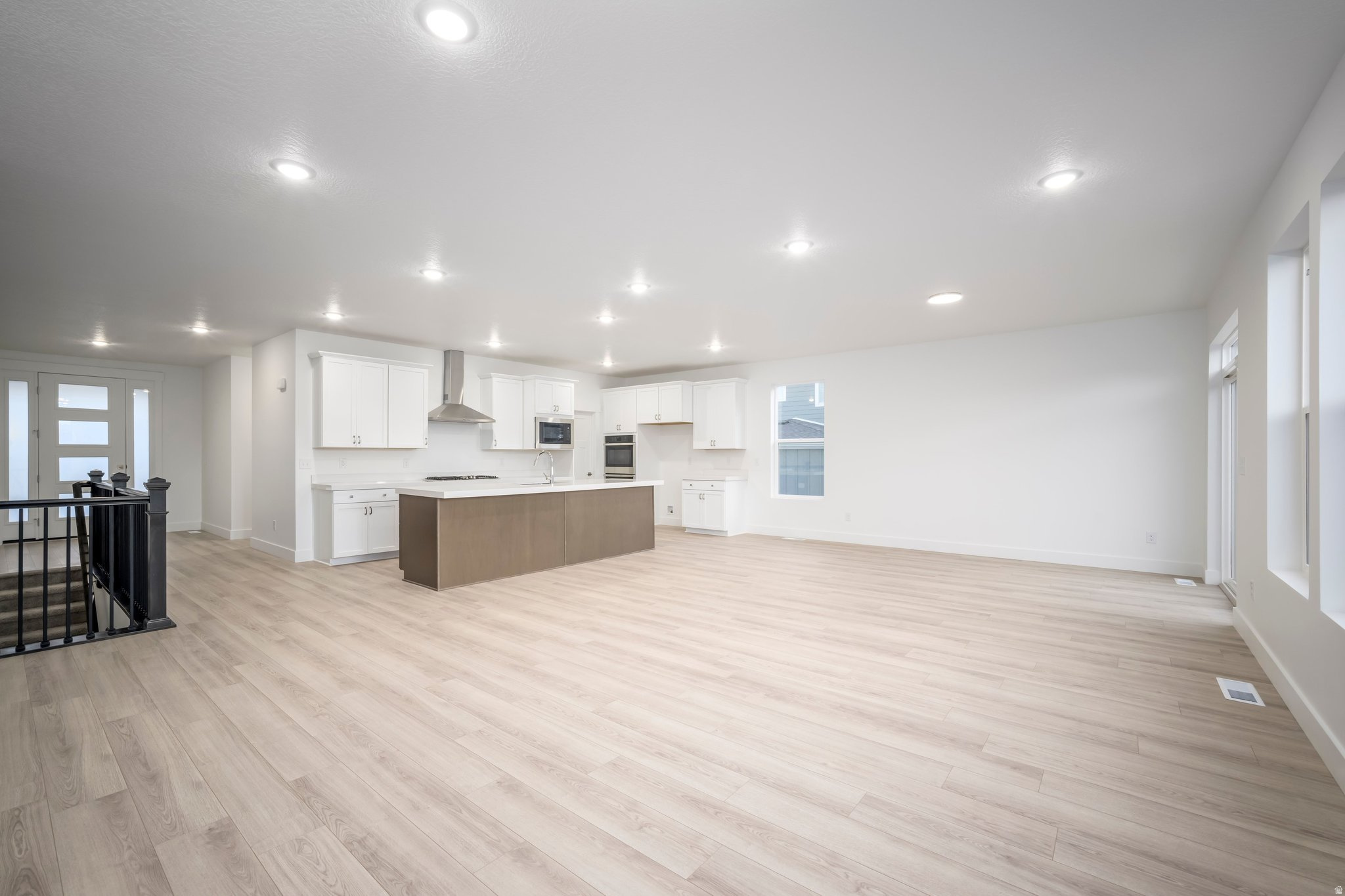 WESTON FIELD - Residential