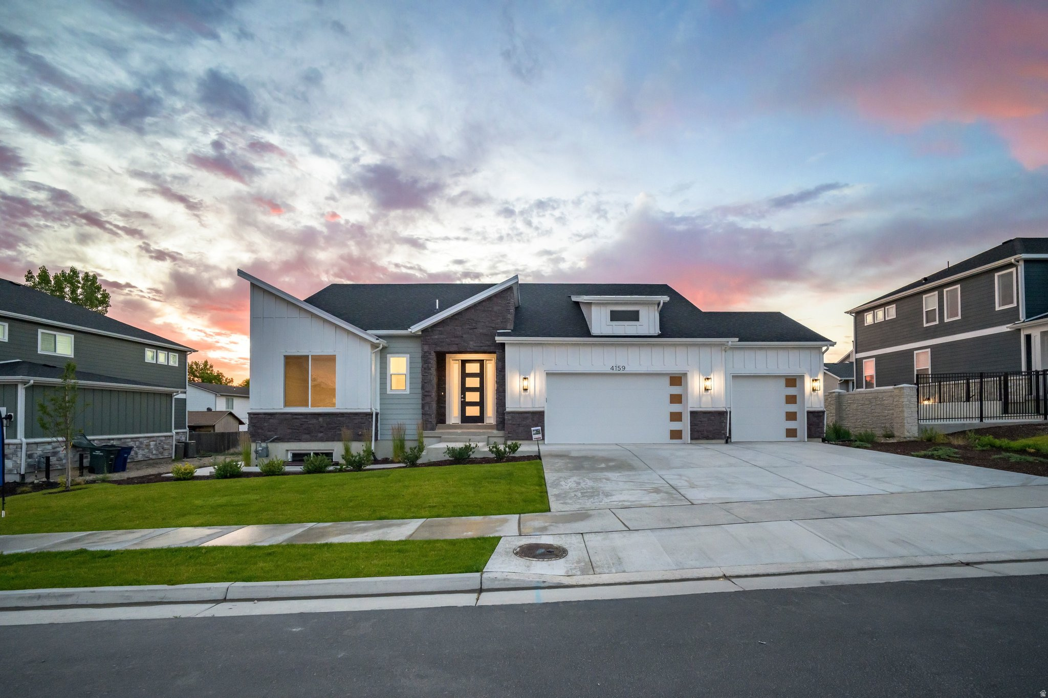 WESTON FIELD - Residential