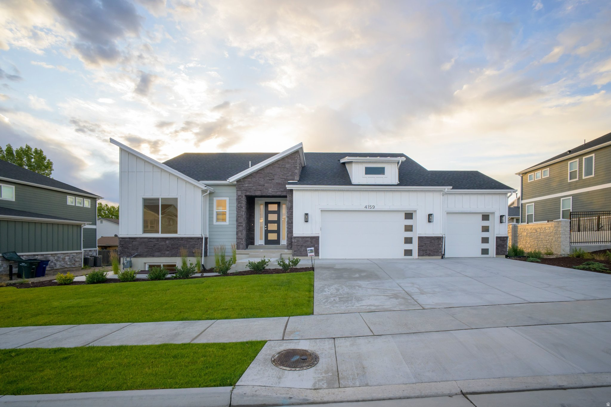 WESTON FIELD - Residential