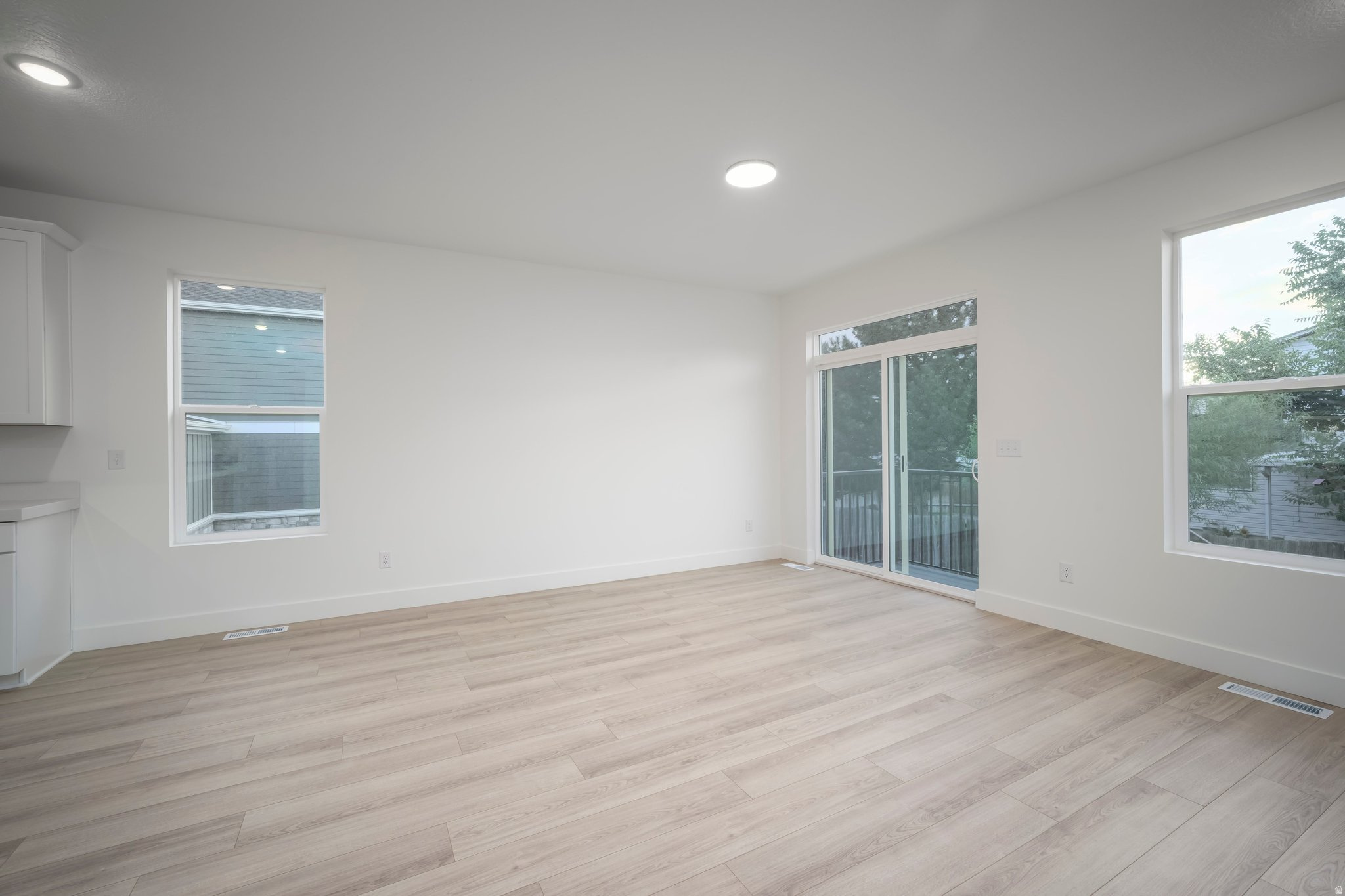 WESTON FIELD - Residential