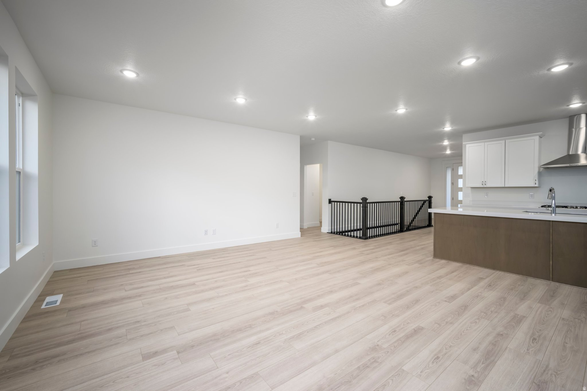 WESTON FIELD - Residential