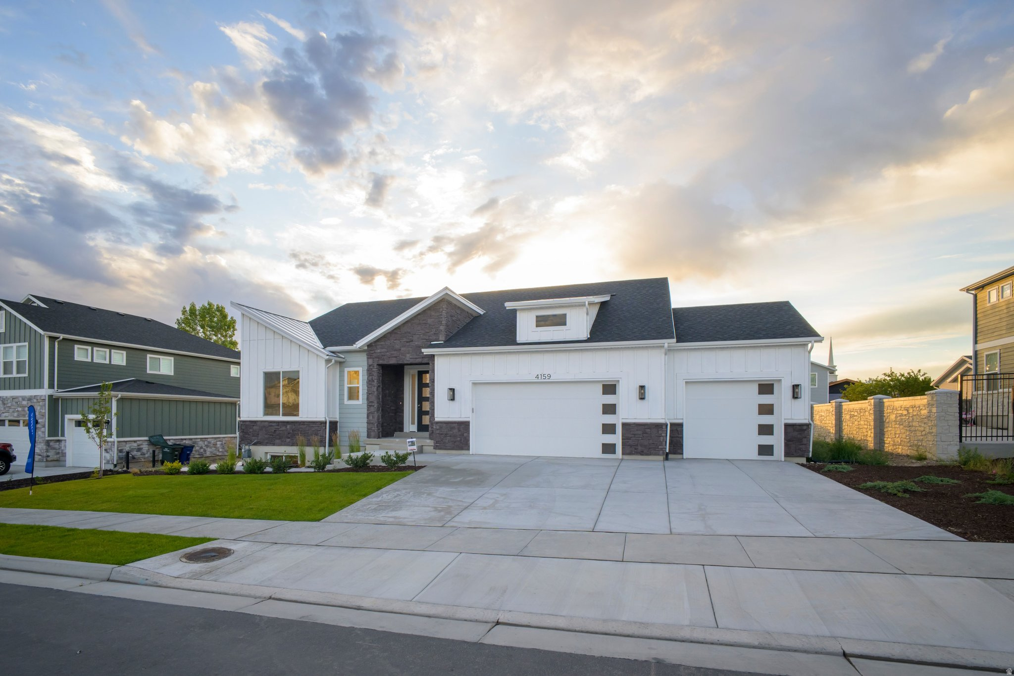 WESTON FIELD - Residential