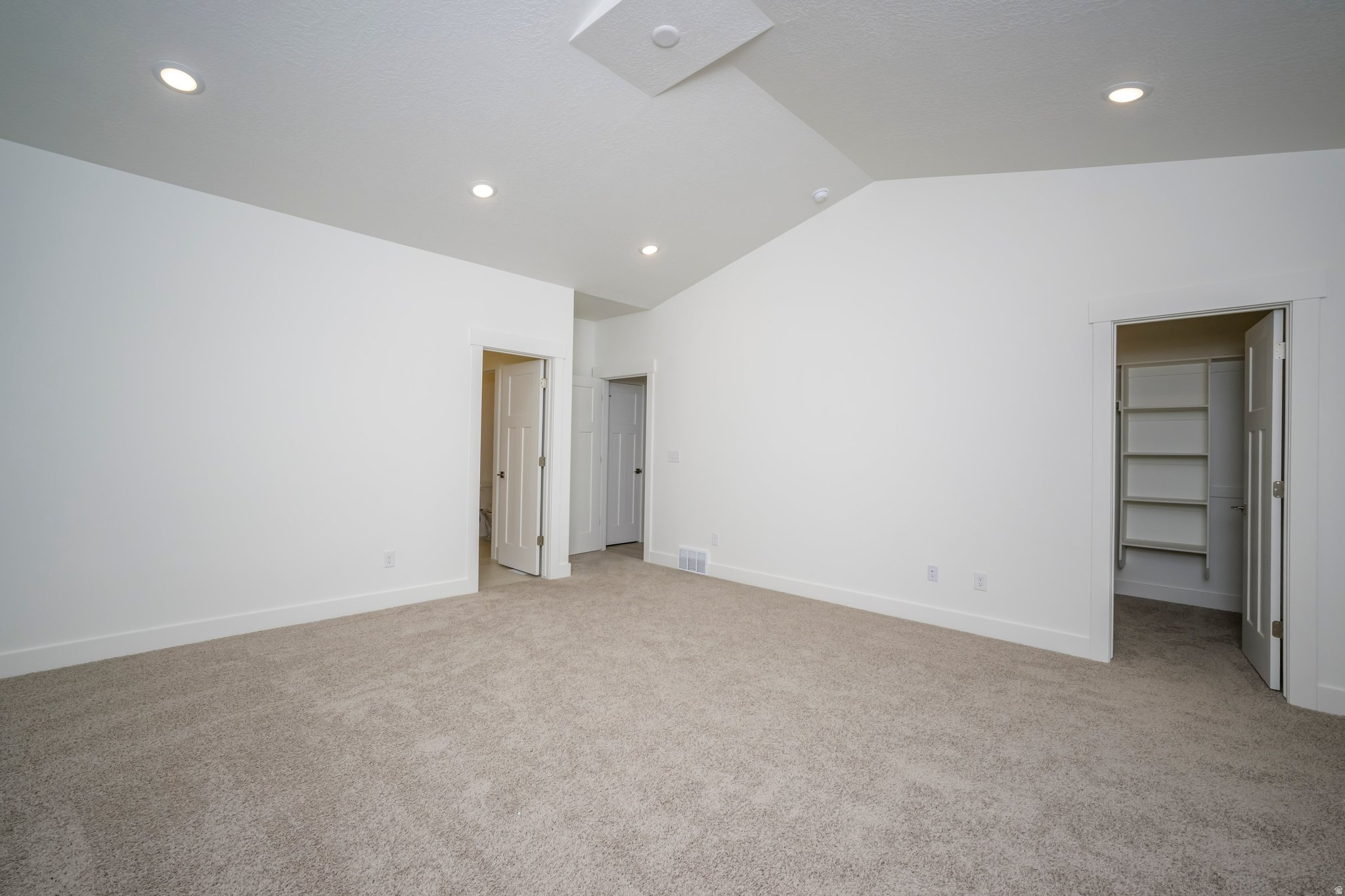 WESTON FIELD - Residential