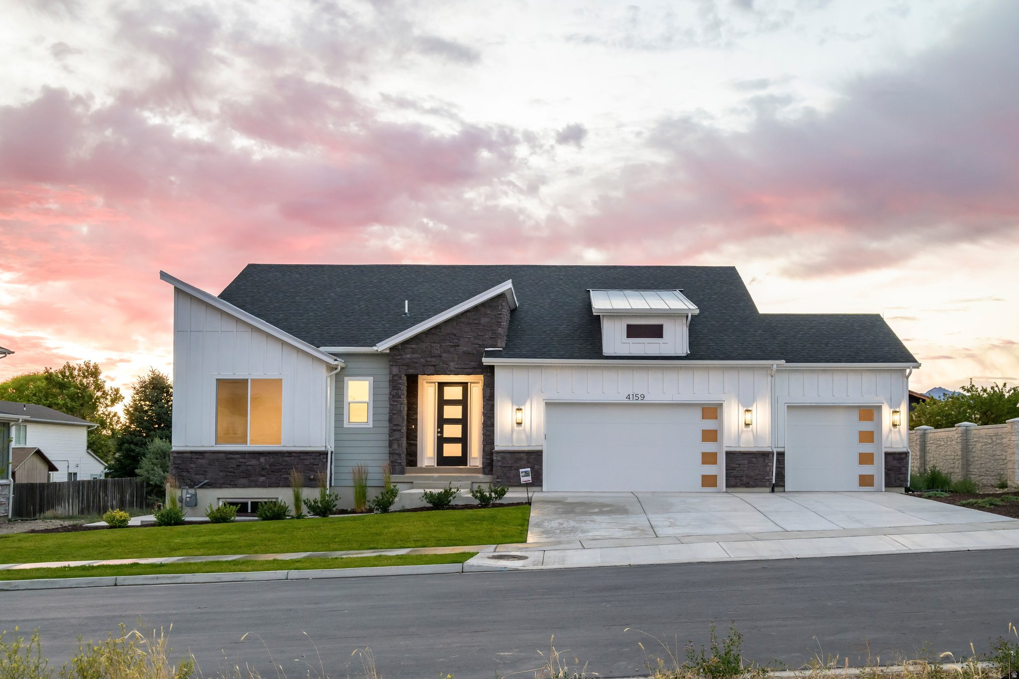 WESTON FIELD - Residential