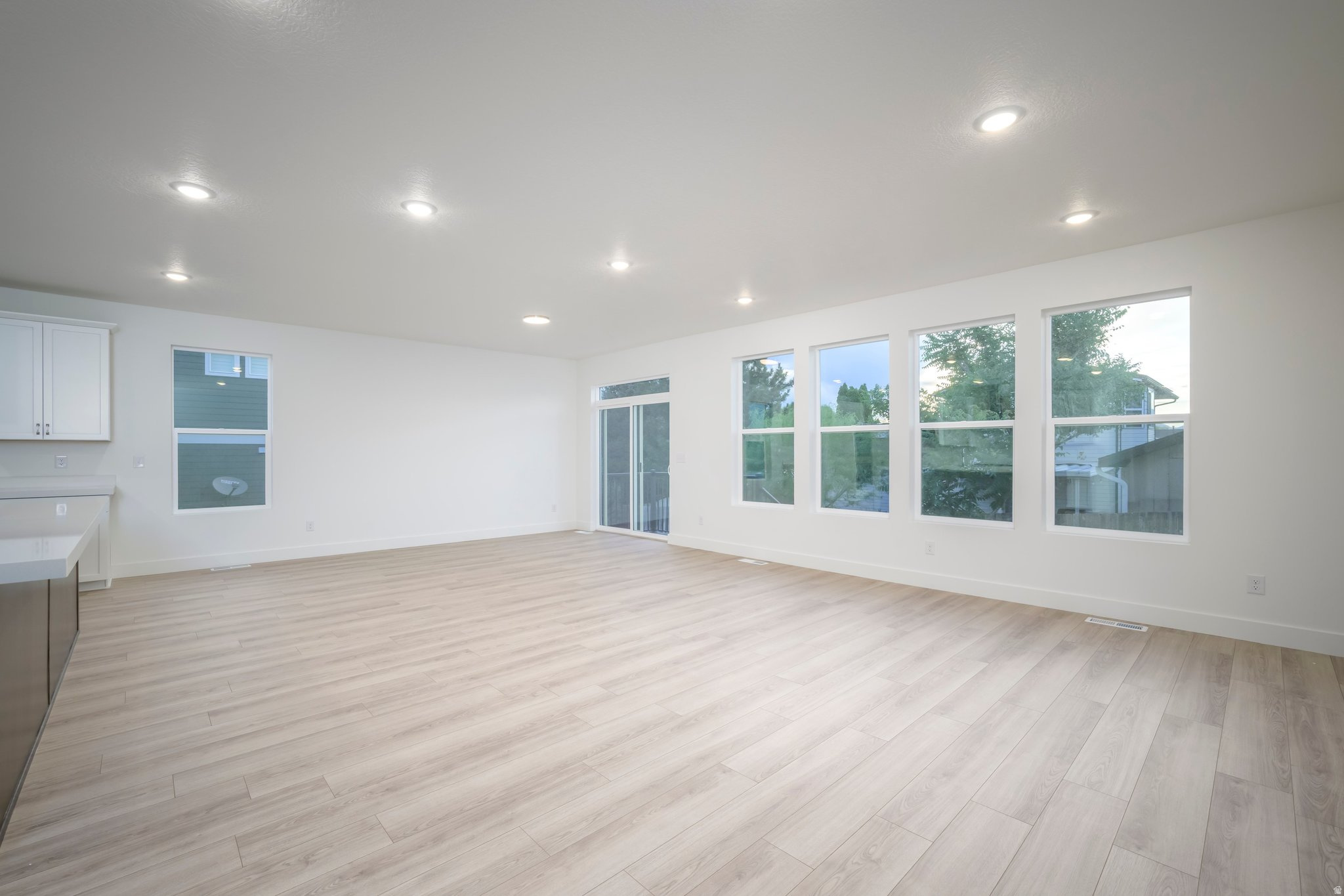 WESTON FIELD - Residential