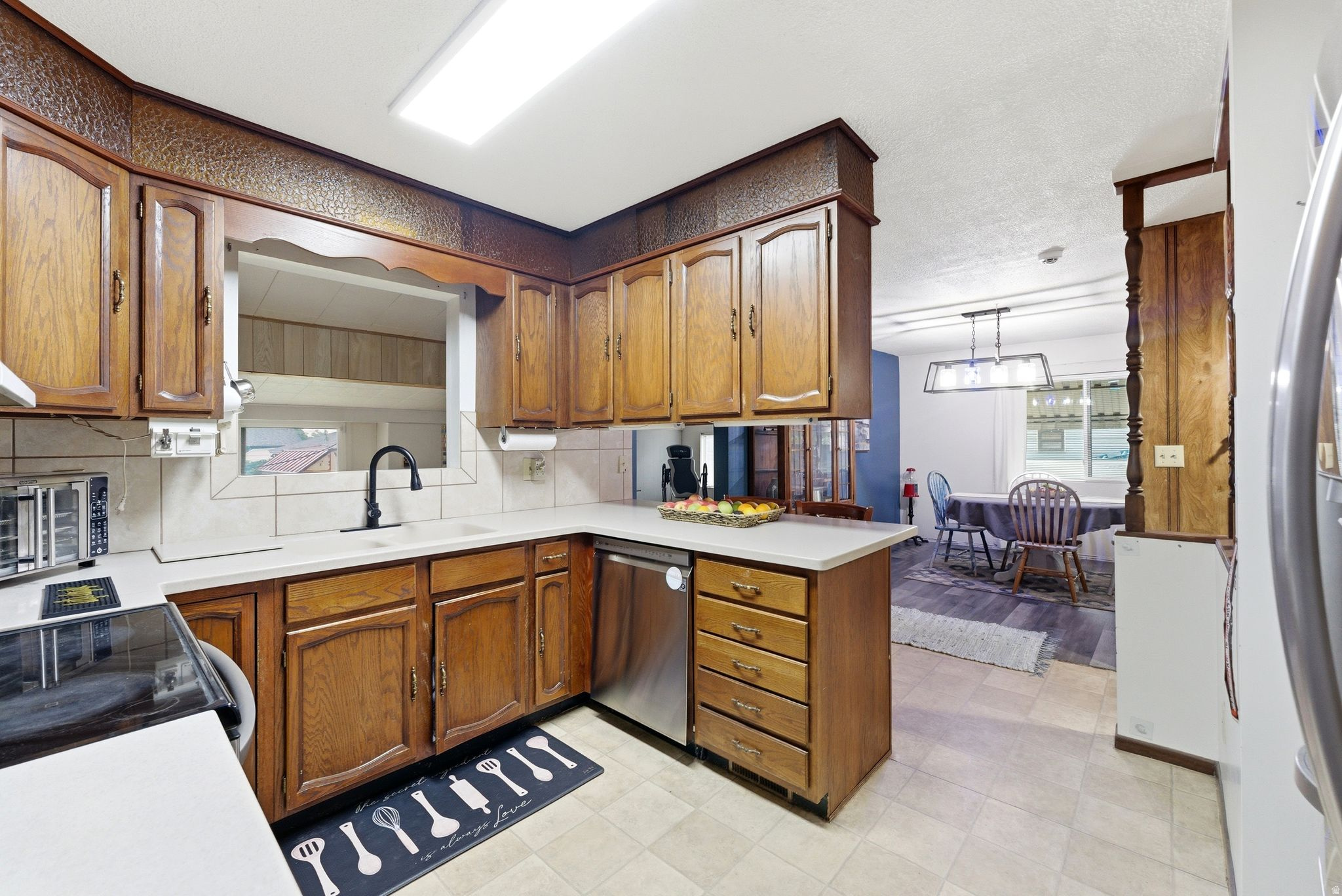 KEARNS TOWNSITE - Residential