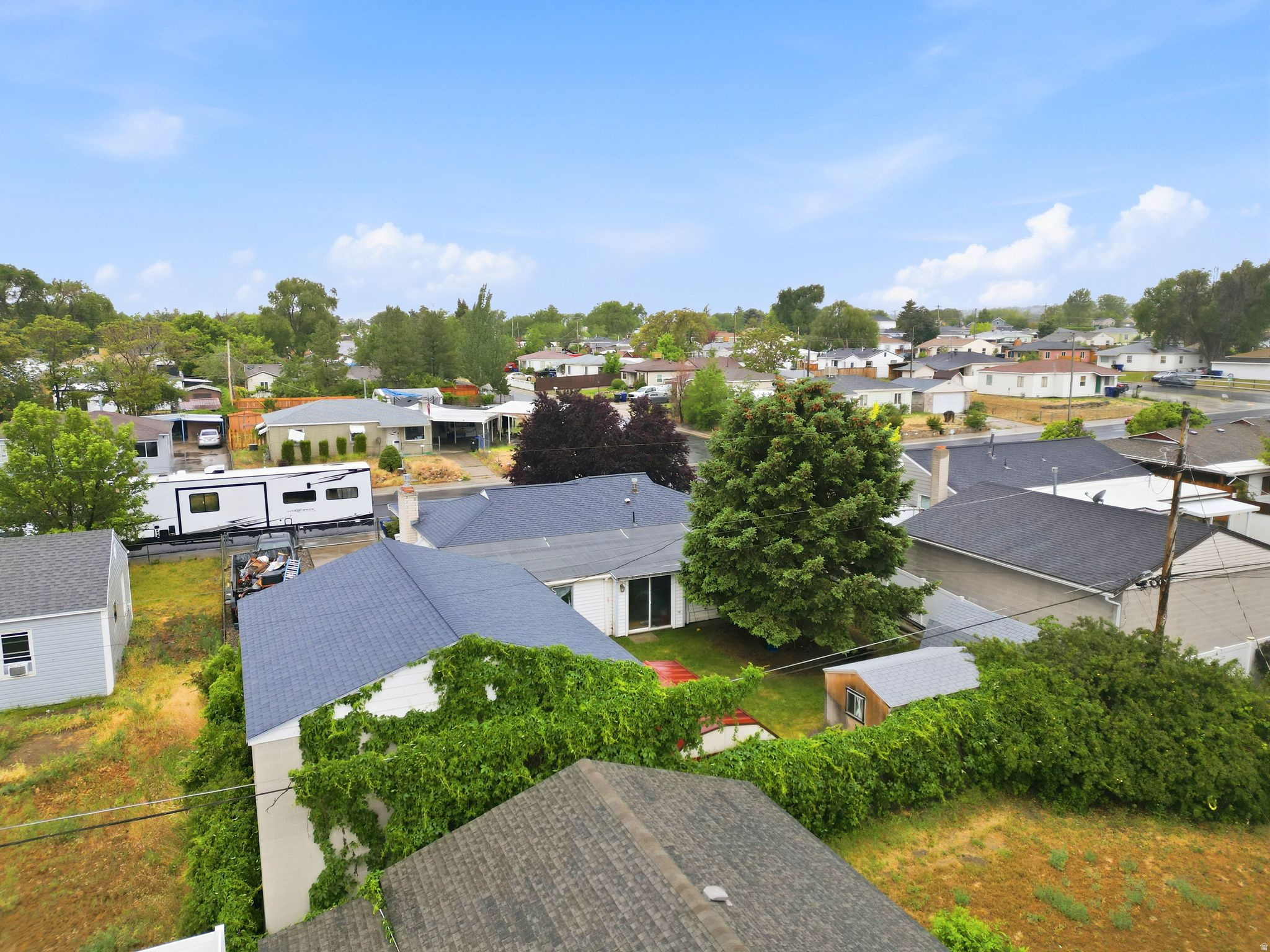 KEARNS TOWNSITE - Residential