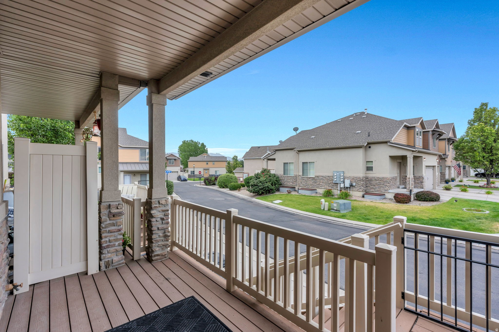OQUIRRH PARK - Residential