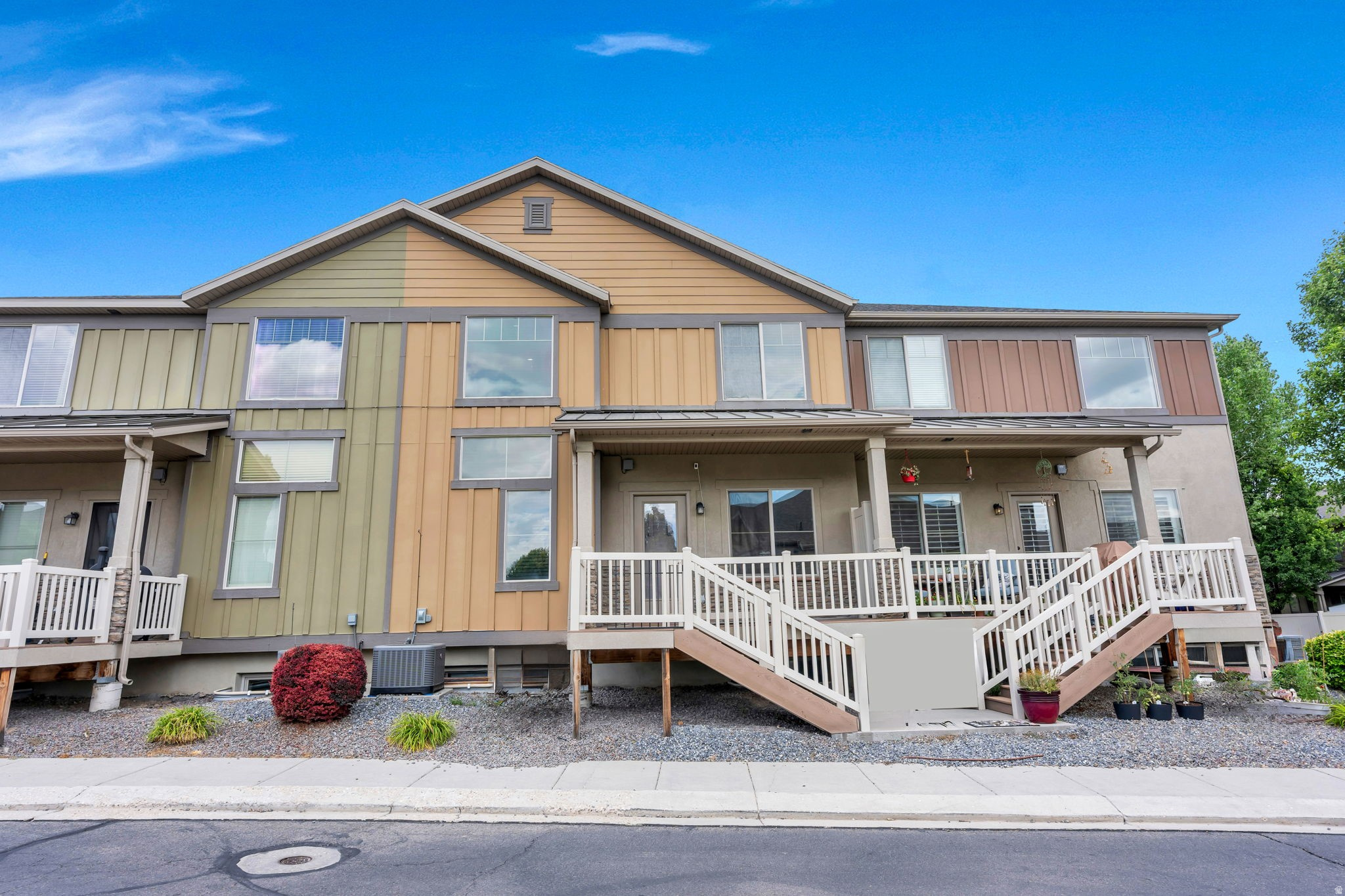 OQUIRRH PARK - Residential