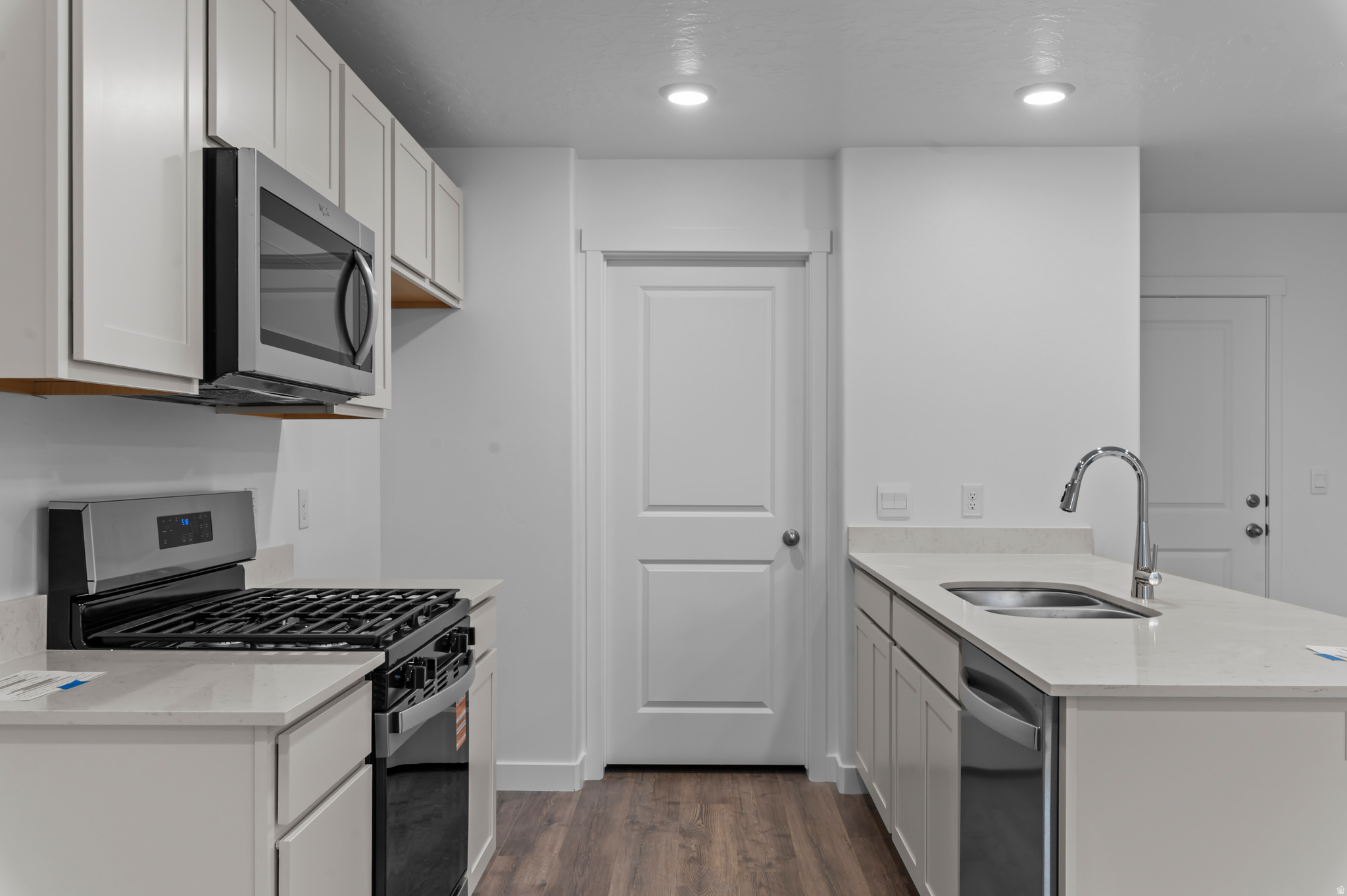 INVERNESS BY D.R. HORTON - Residential