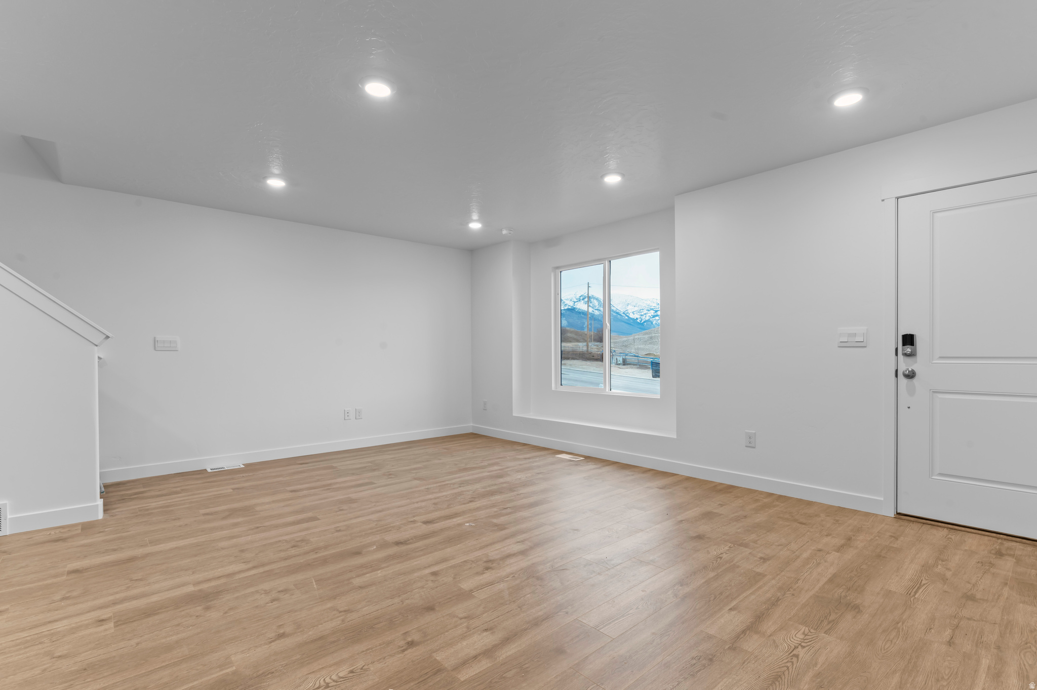 INVERNESS BY D.R. HORTON - Residential